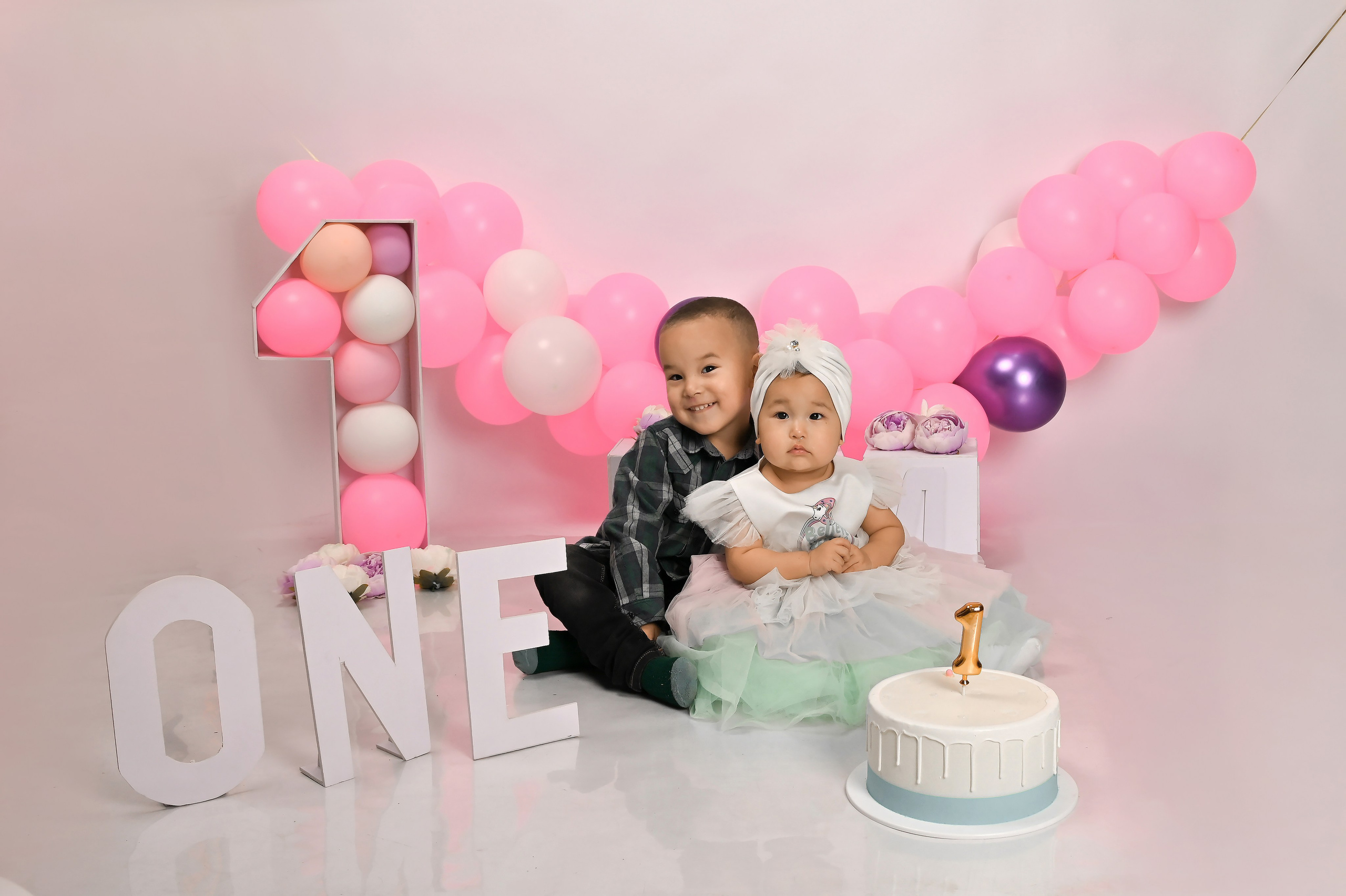 Годовасия и детские праздники. Фотограф Новорожденных и семейный Элла Огай г. Сатпаев