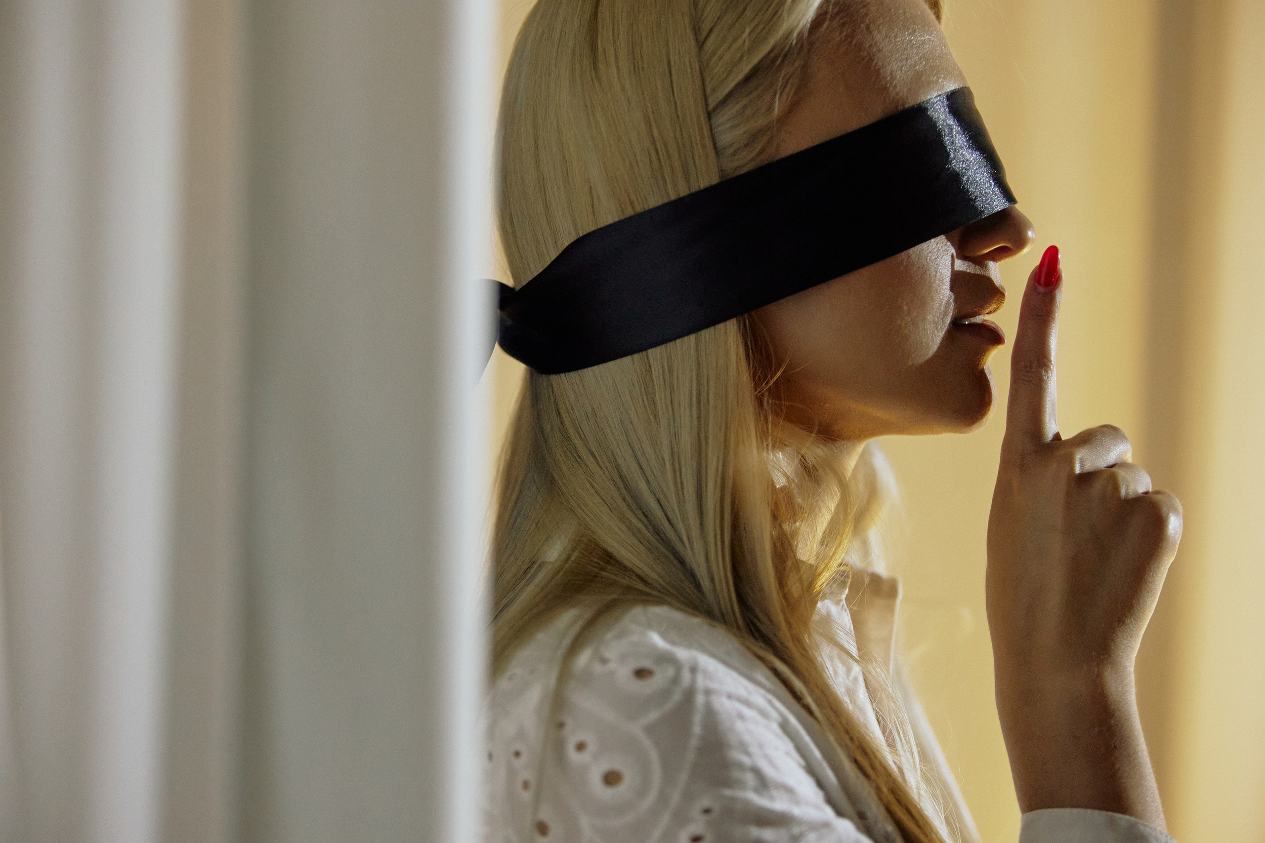 A MIRROR IS ONLY A HEART. Дмитрий Мазуркевич: Профессиональный Репортажный Фотограф