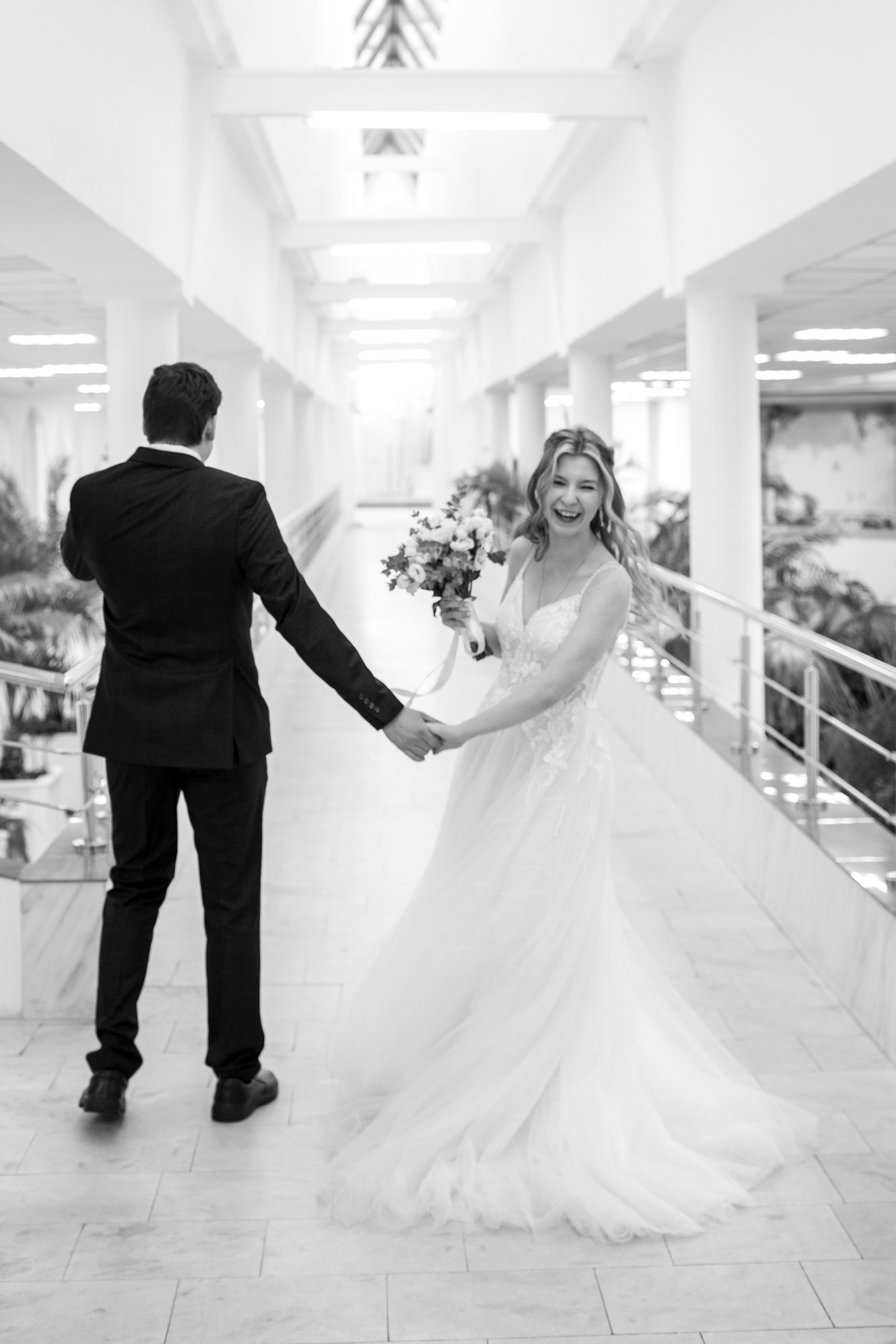 Камерная свадьба в Санкт-Петербурге. Свадебный фотограф Кирилл Белый