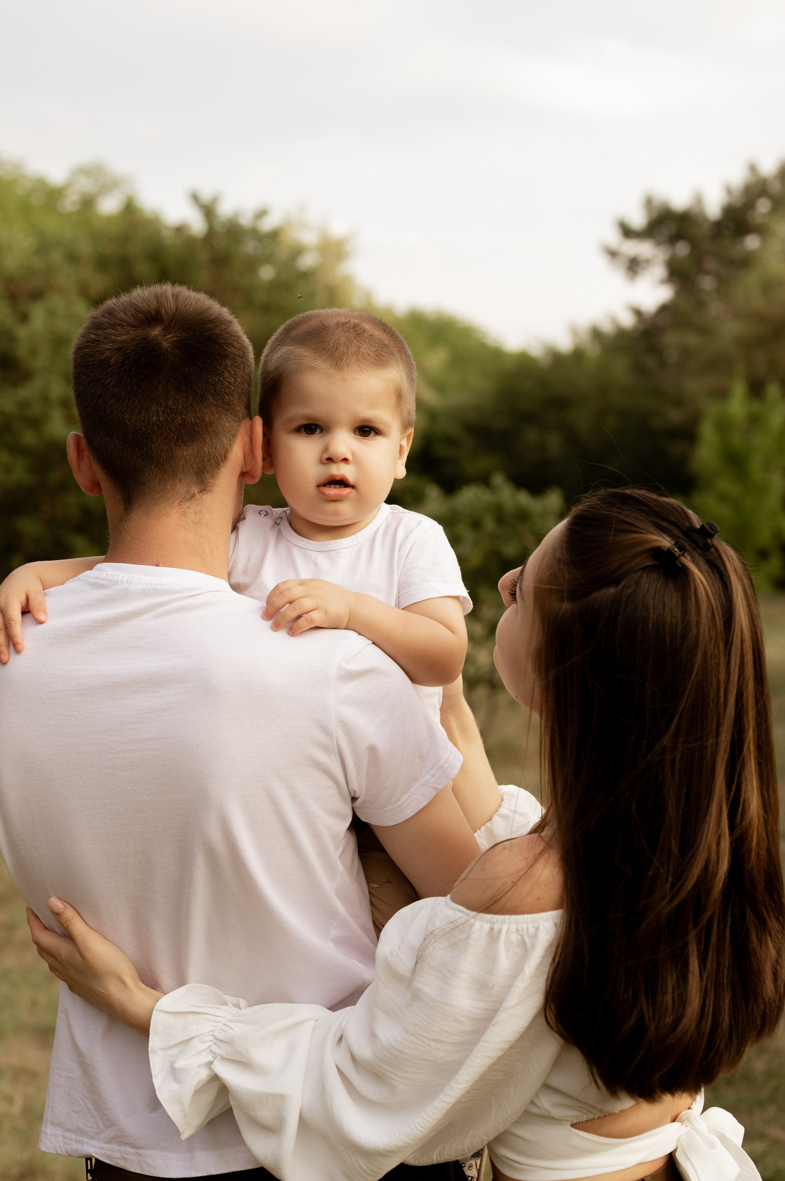 Летняя семейная фотосессия в парке. Свадебный и семейный фотограф в Краснодаре Алина Мельник