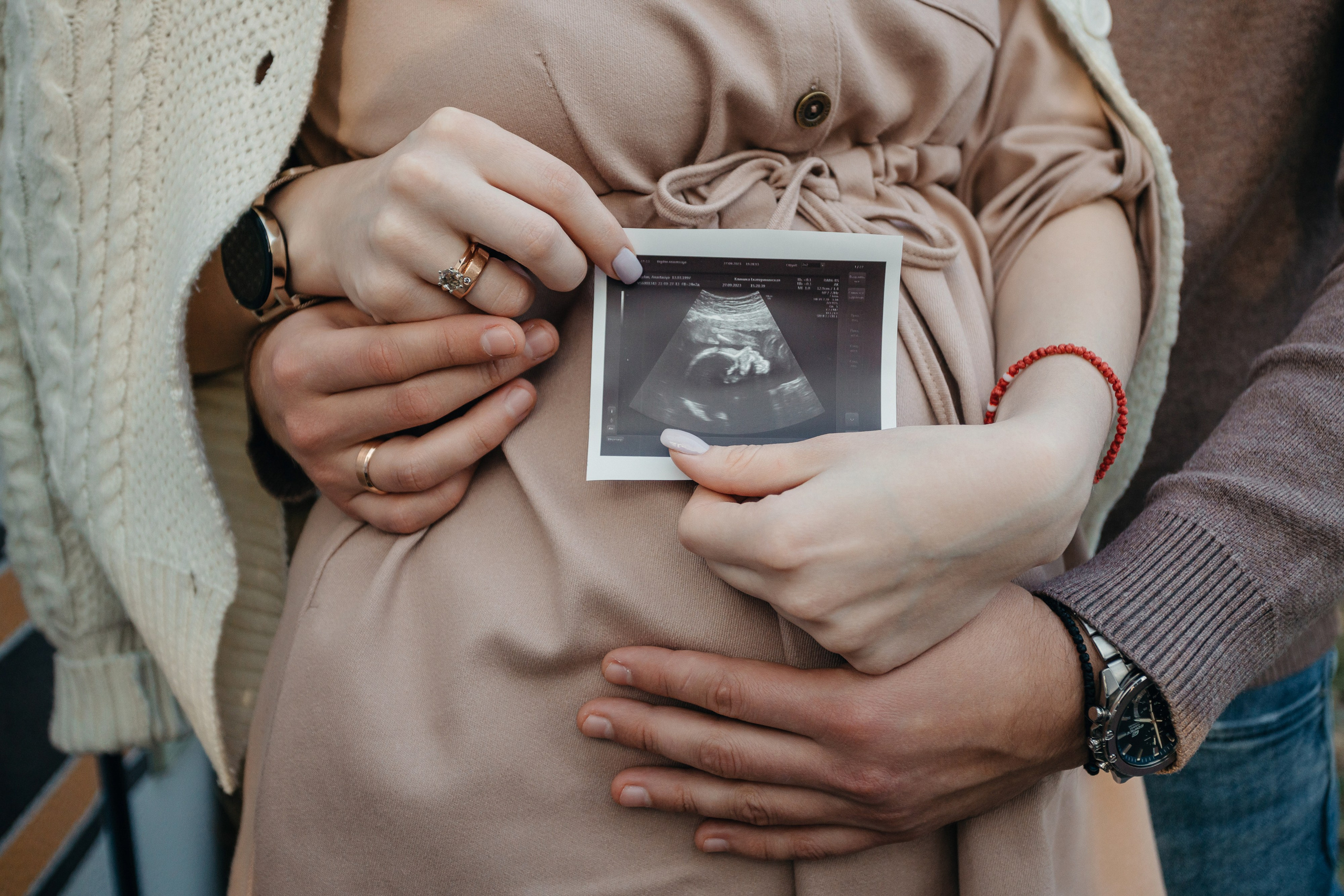 Фотосъёмка пары в ожидании чуда. Свадебный, семейный, интерьерный фотограф в Краснодаре Денис Голощапов