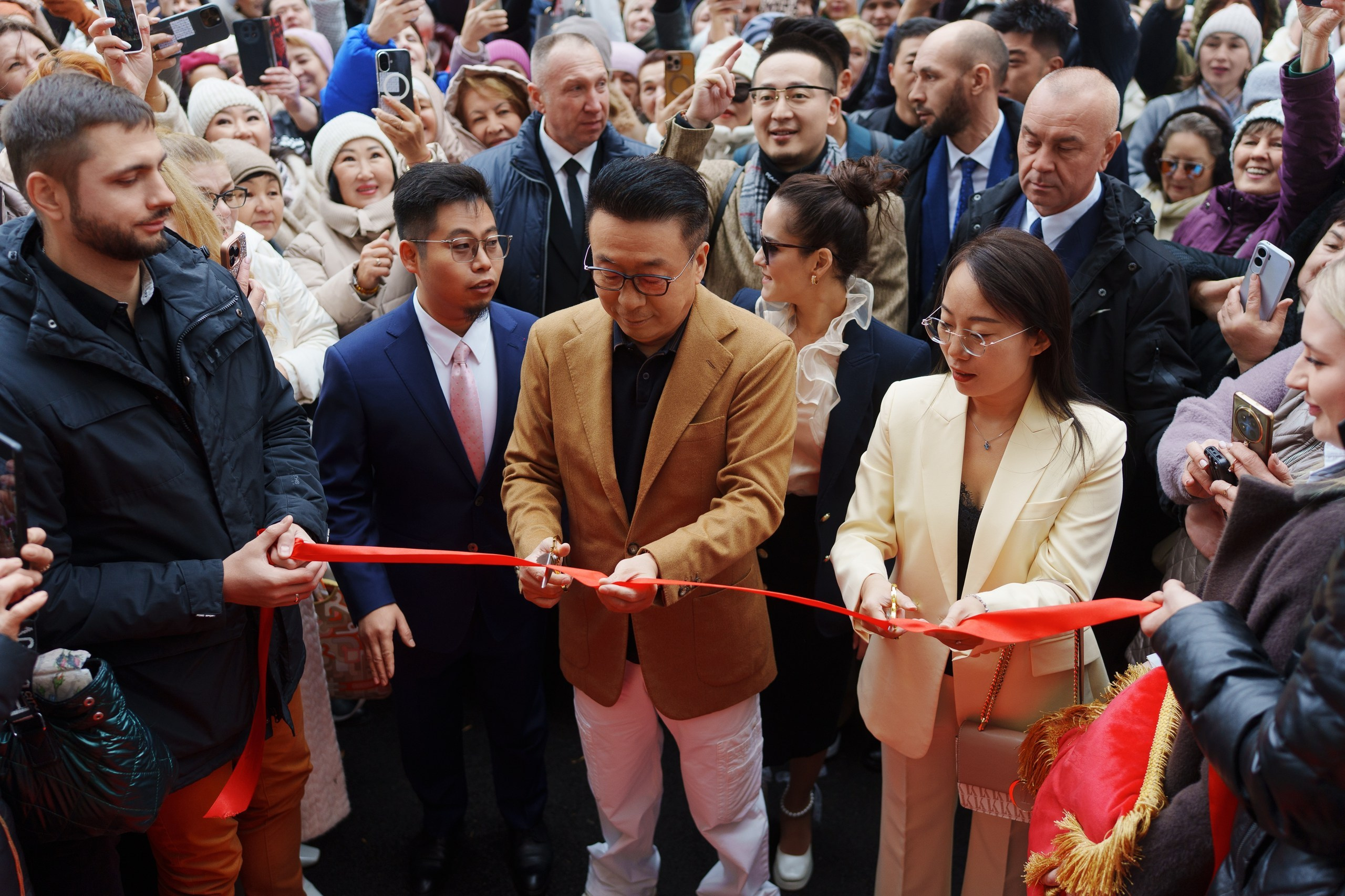 Открытие магазина «GreenLeaf» в Уфе — репортаж с участием президента компании