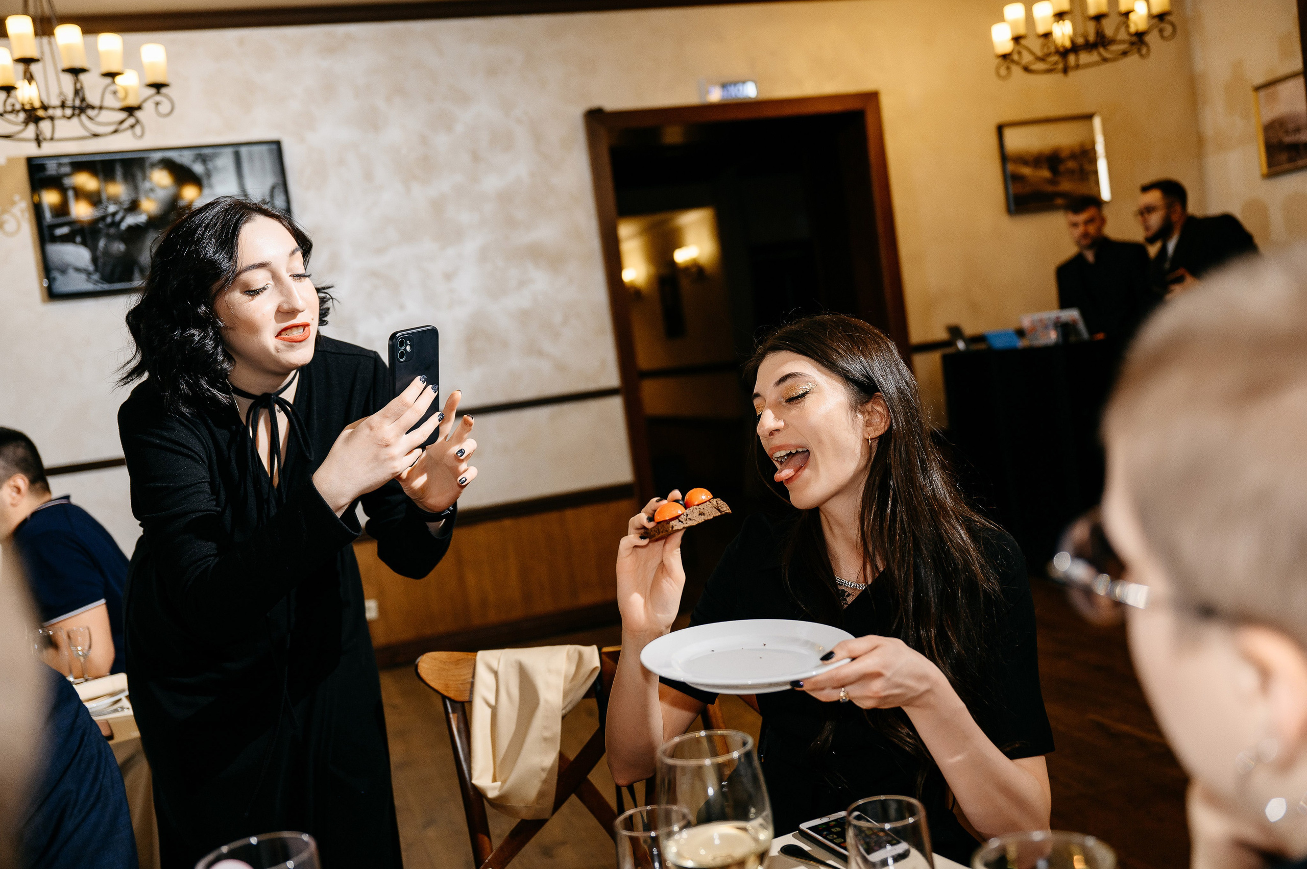 Маркетинг как вино! Вечеринка маркетологов. Свадебный фотограф в Красноярске