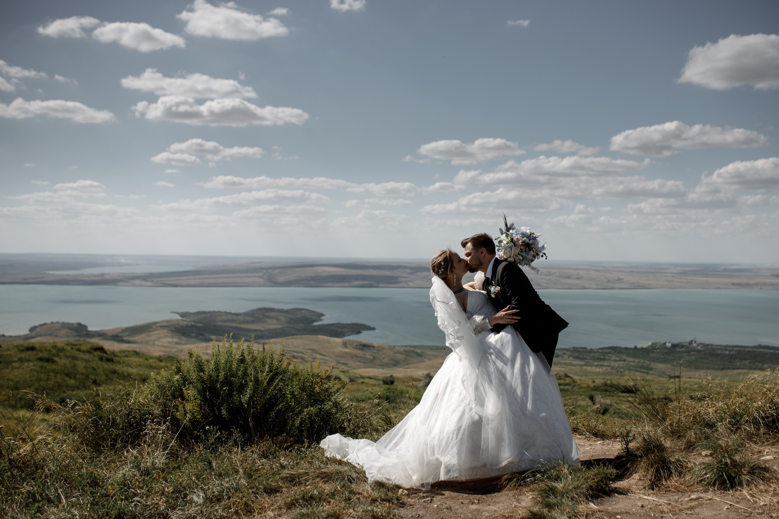 Свадебные съемки. Fashion и контент-фотограф в Москве Антон Попелнуха