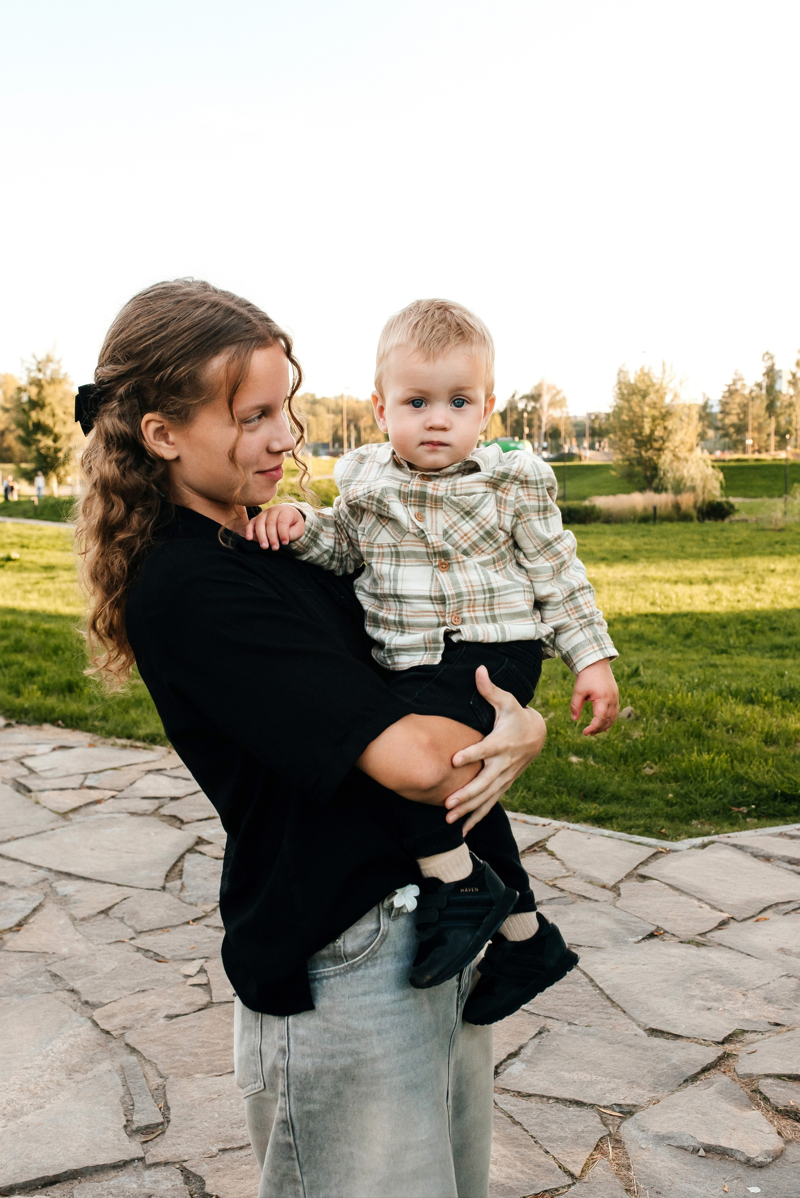 Корней&Мария&Матиас&Николь&Эмми&Наоми&Корней. Фотограф в Новосибирске Анастасия Курто