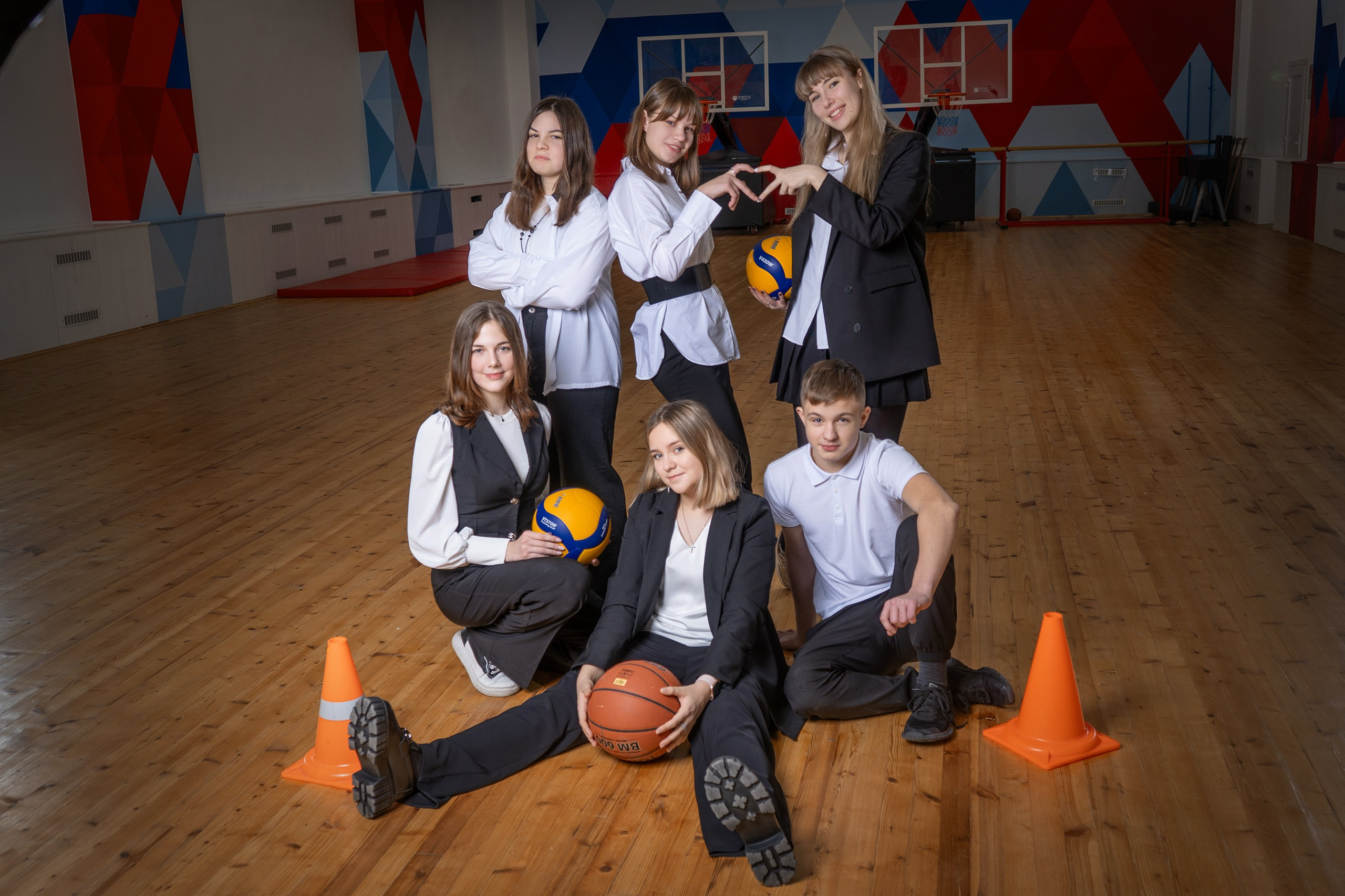 Школьная фотография Мурманская область 9 класс. Выпускные Альбомы Мурманск Санкт-Петербург