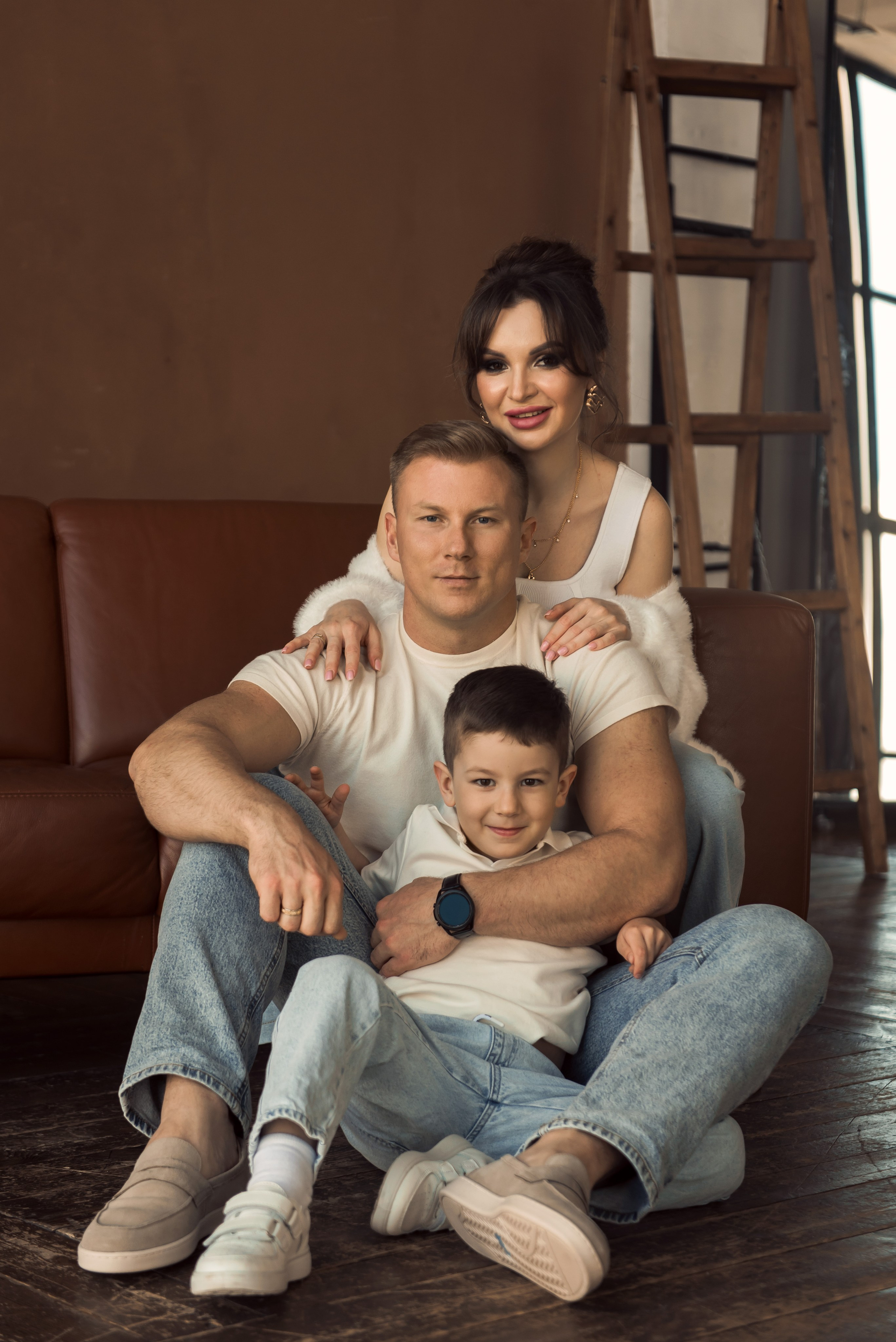 Семейная фотосессия - семейная и детская фотосъемка в студии Калинингр. Свадебный фотограф Калининград - Александр Зубанов