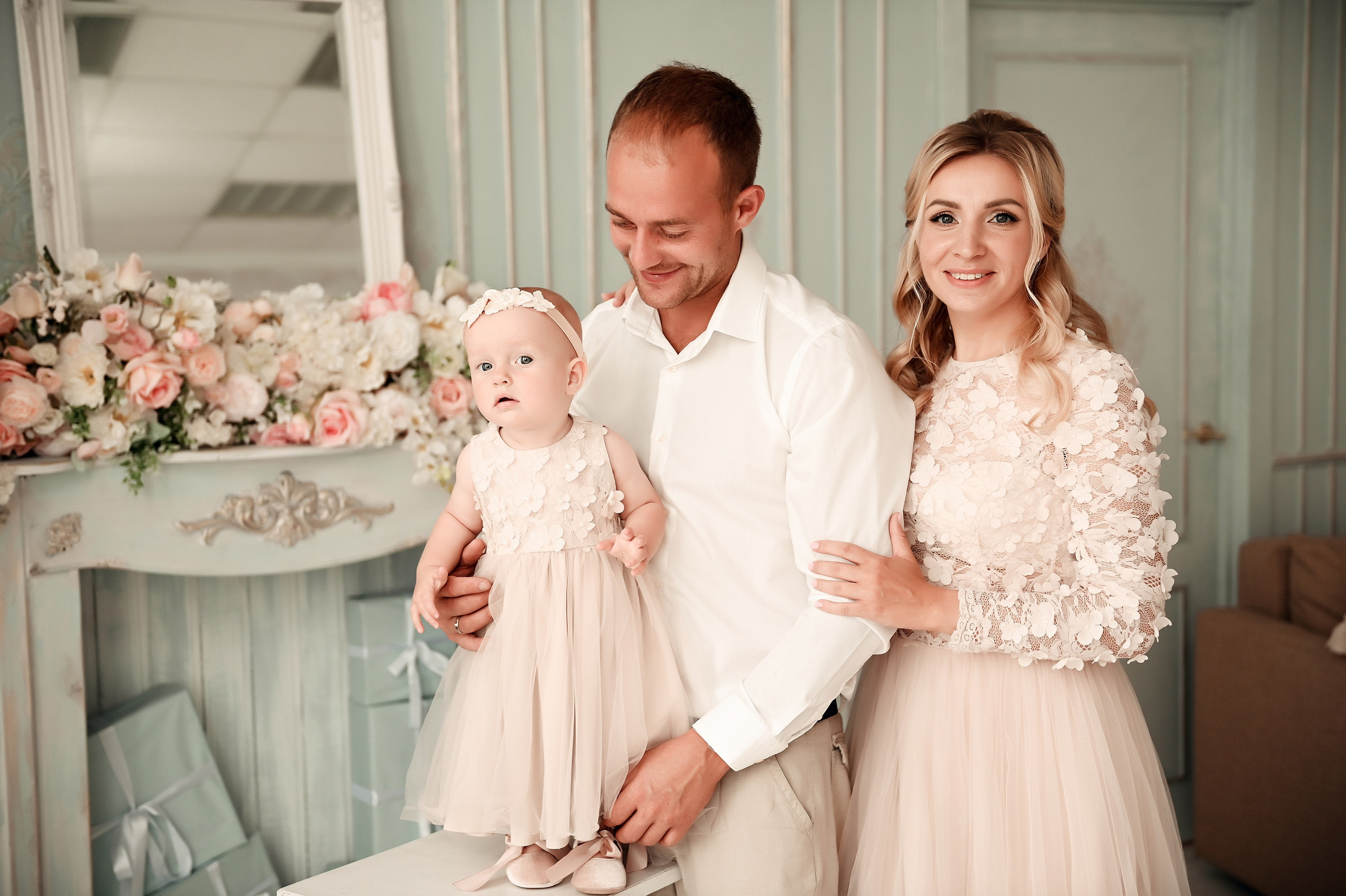 Семейная на 1 годик. Свадебный, семейный, детский, контент фотограф в Омске Максим Ильин