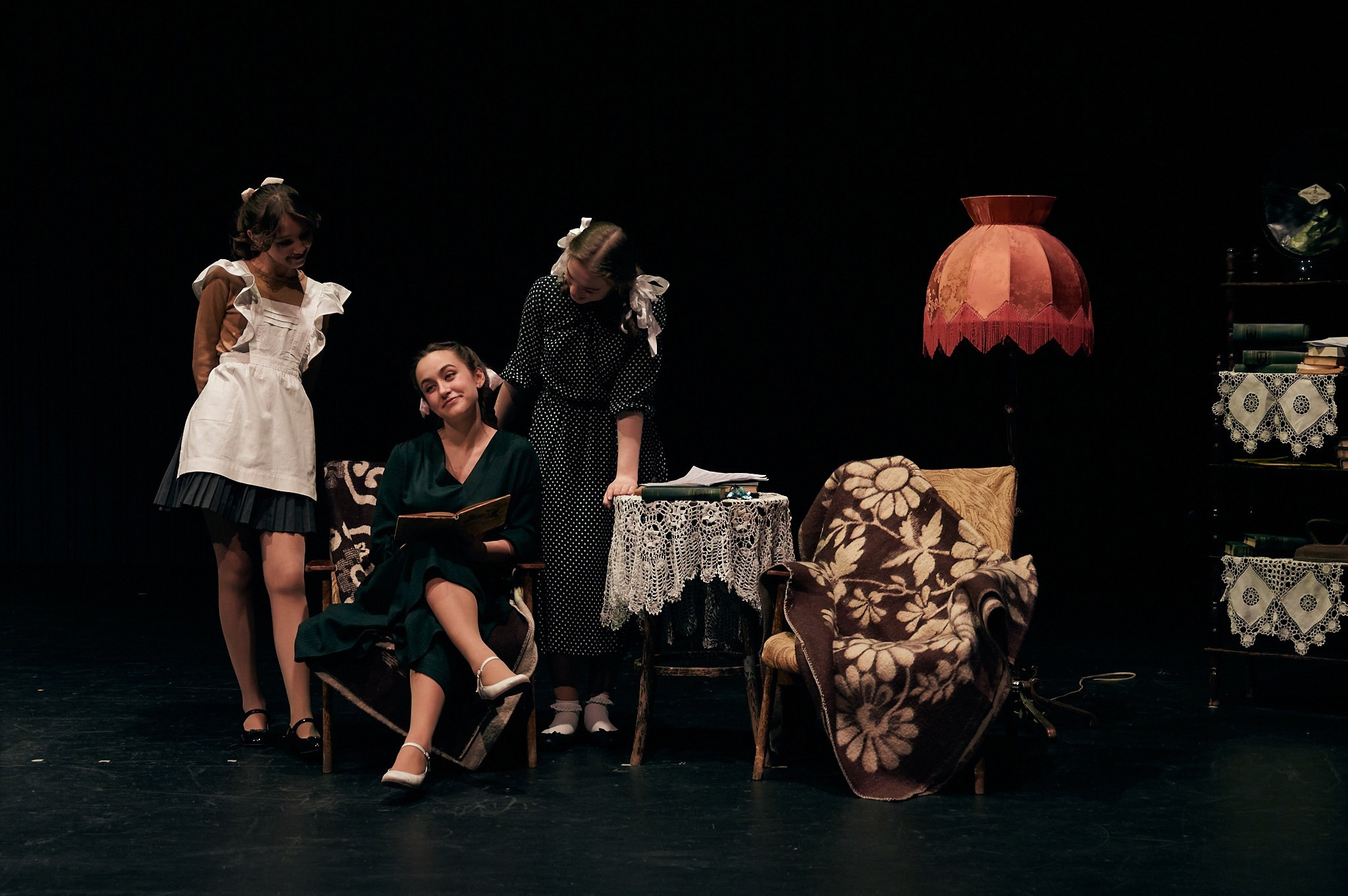 Спектакль «Советская, 44». Дети Сац. Фотограф в Москве. Индивидуальные и парные съёмки, мероприятия, промо-съёмки для артистов