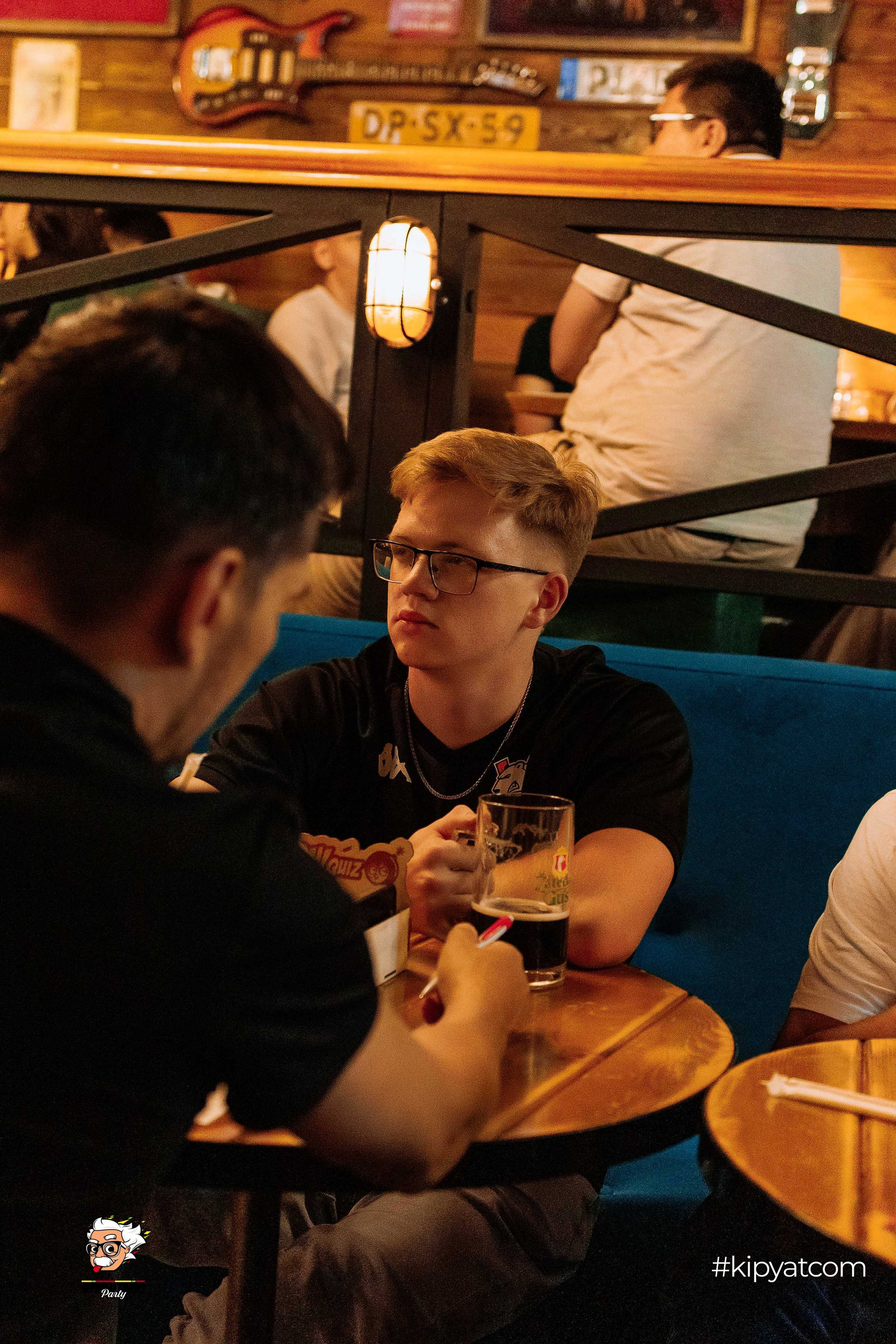 Эйнштейн Party