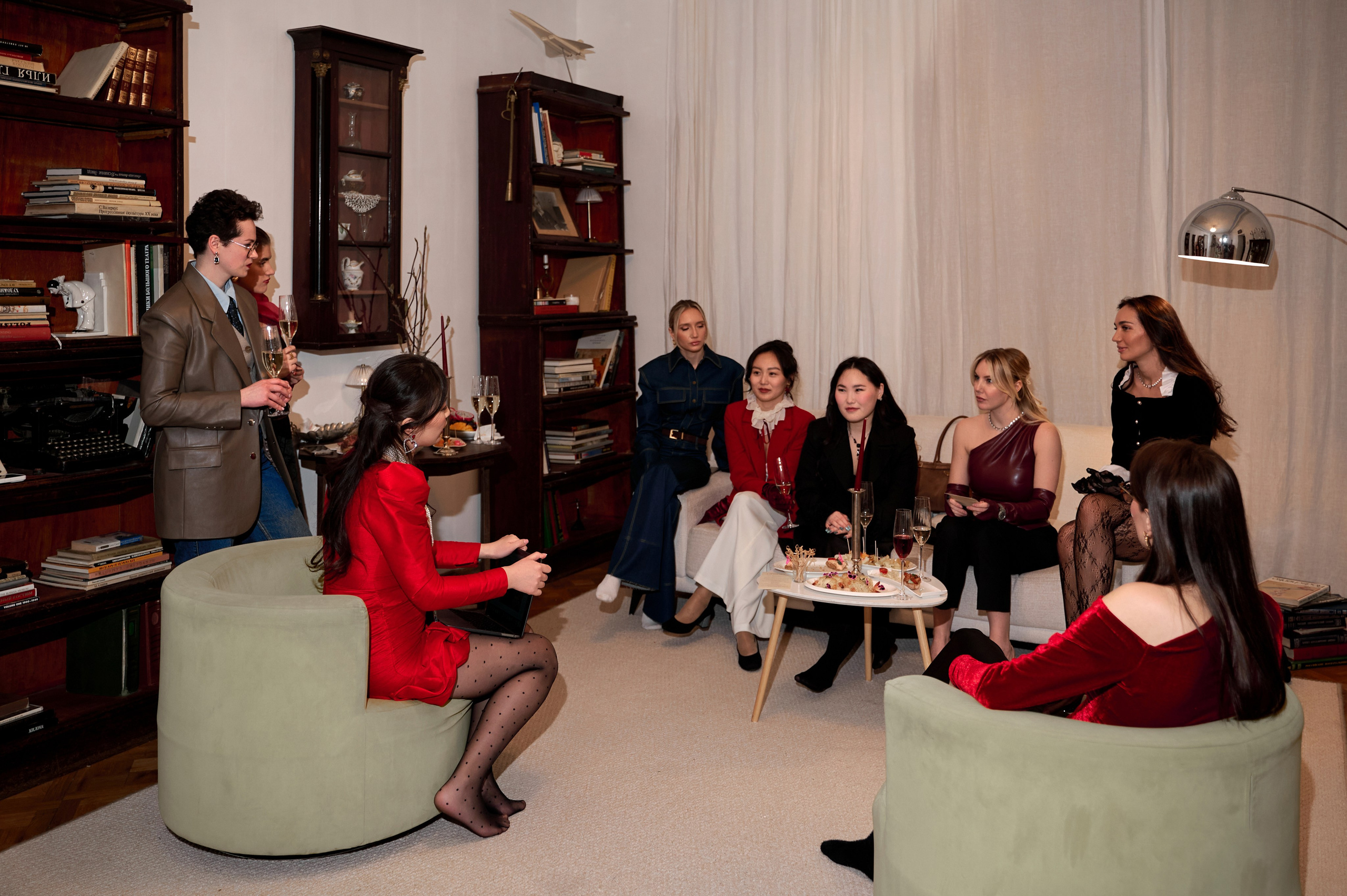 День рождения в исторической квартире. Анна Гончарова свадебный и репортажный фотограф в Москве