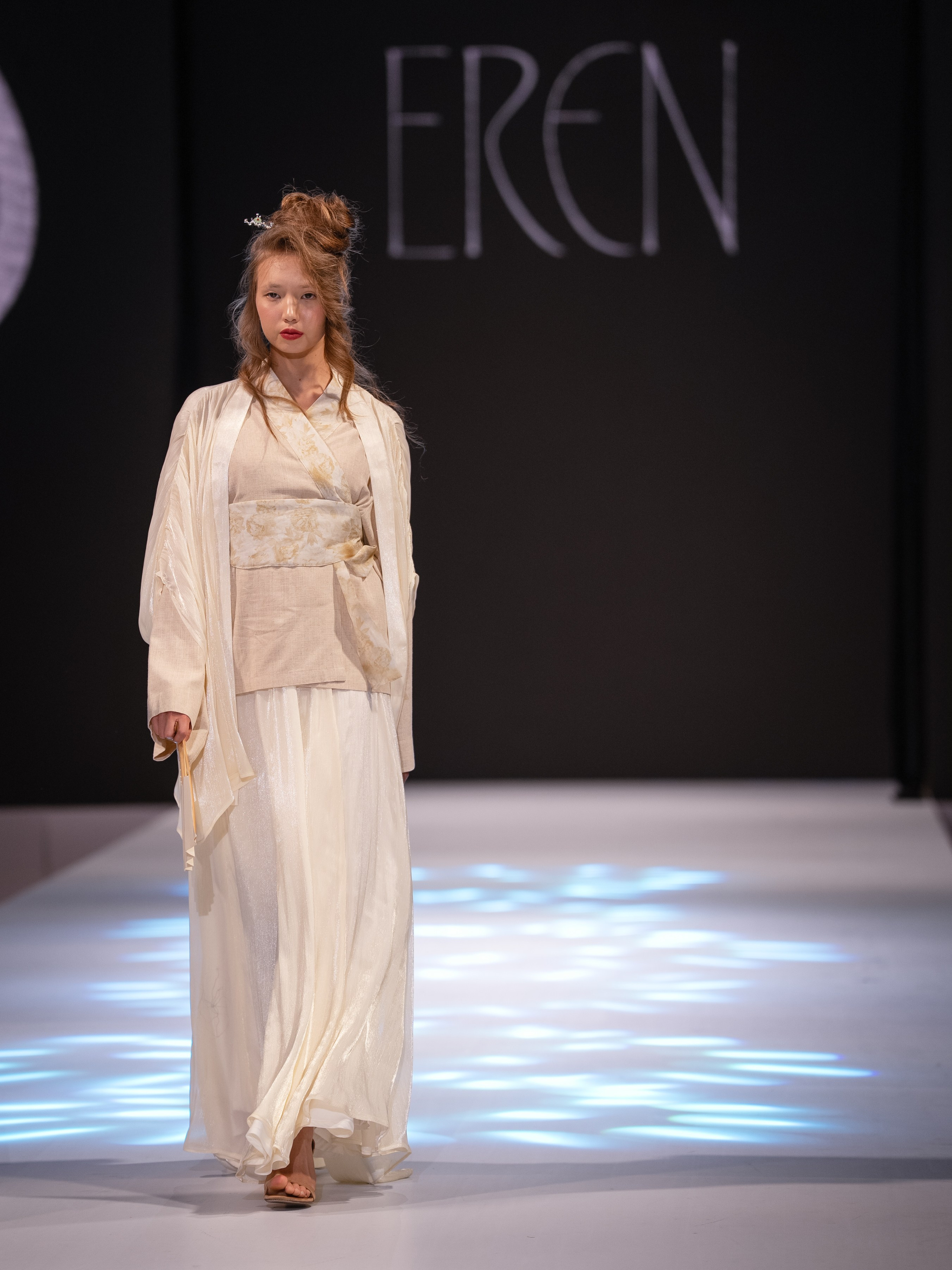 EURASIAN FASHION WEEK Eren. Сайт Алматинского НЮ АРТ, будуар и фэшн фотографа Дениса Карпенко