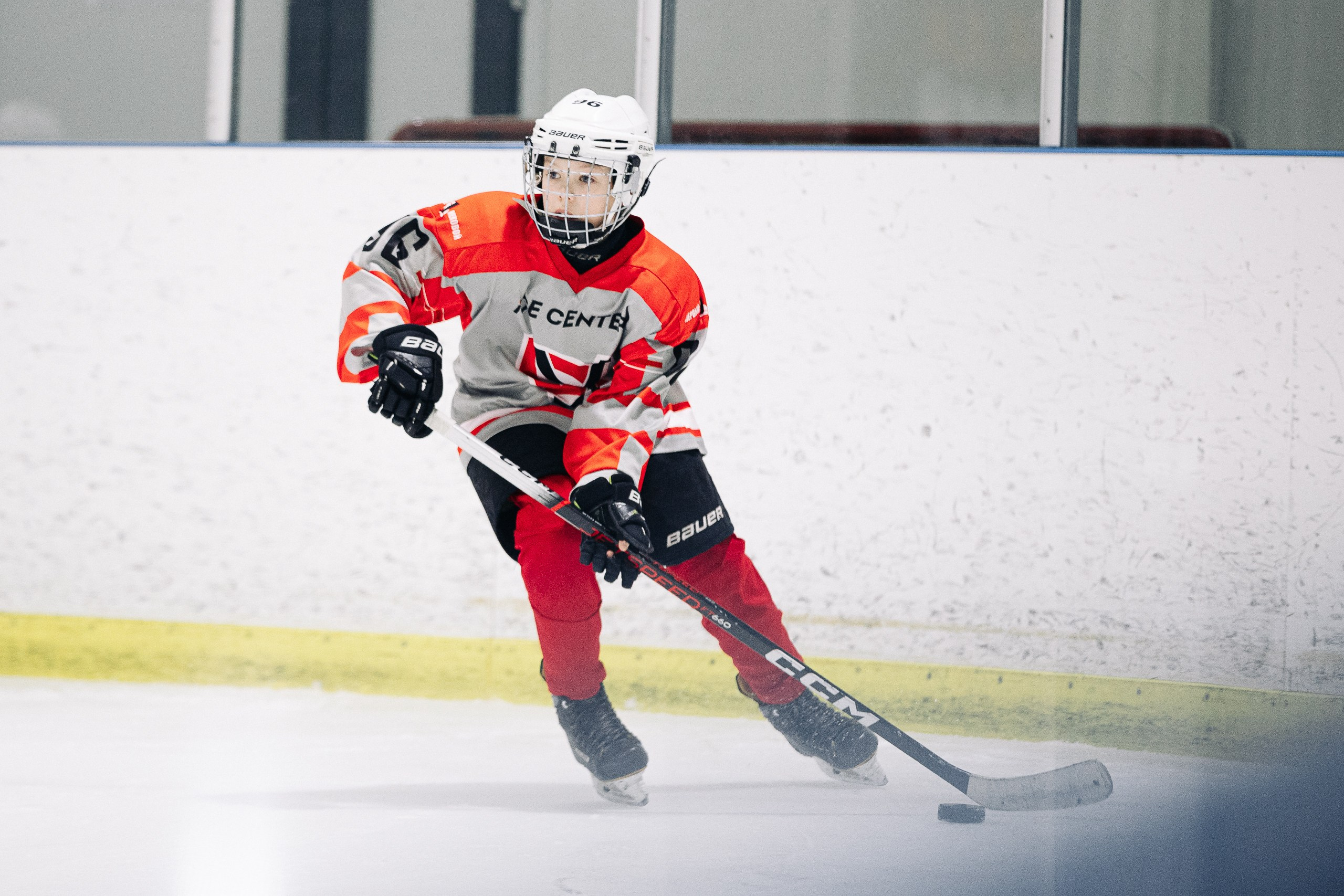 Первенство Тюмени по хоккею. MIG — студия спортивной фотографии Михаила Голянского
