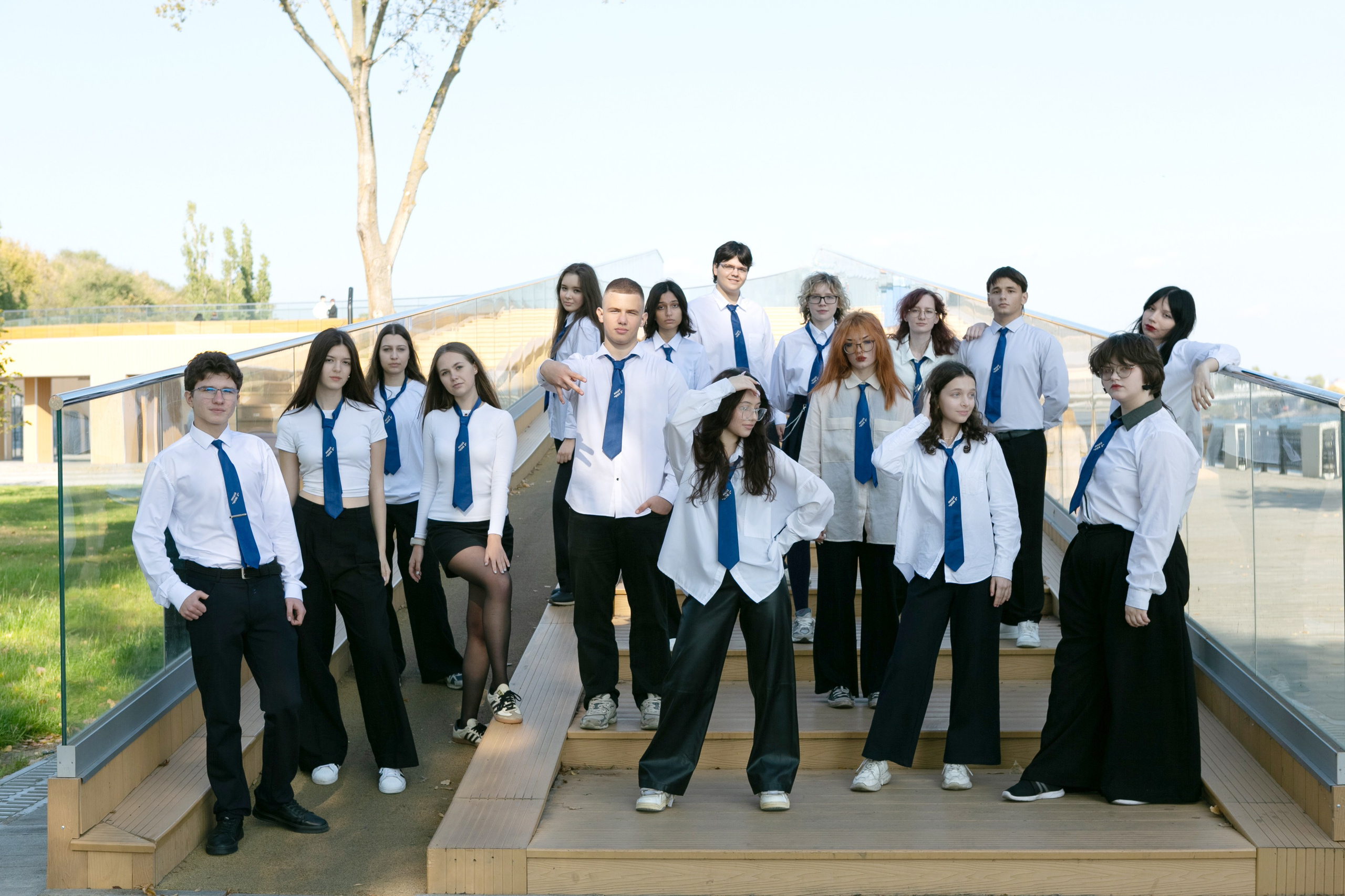 Прогулка. Выпускные альбомы Воронеж " СОКОЛ фото»