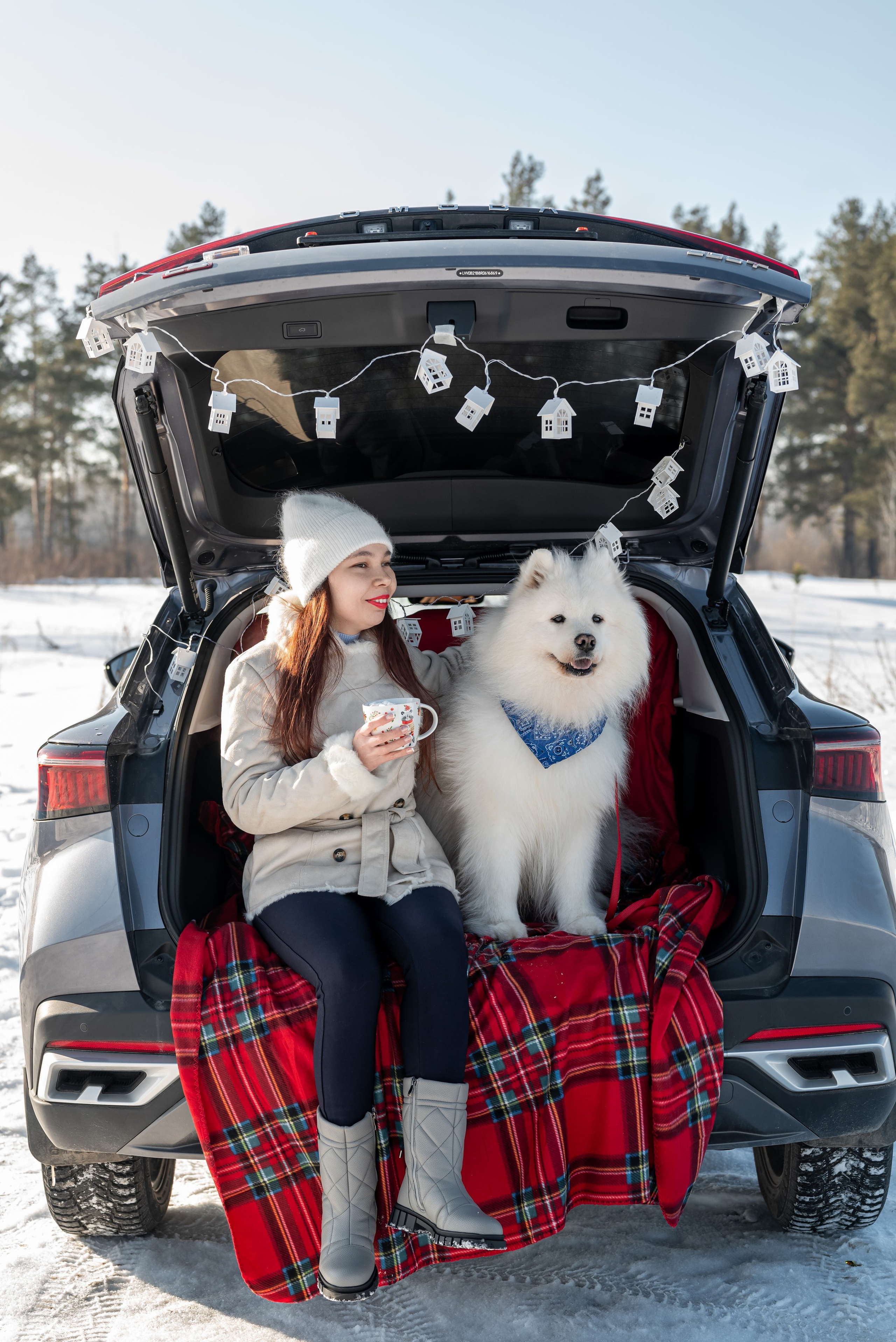 Фотопроект с Платоном и машиной на улице. Фотограф в городе Салават