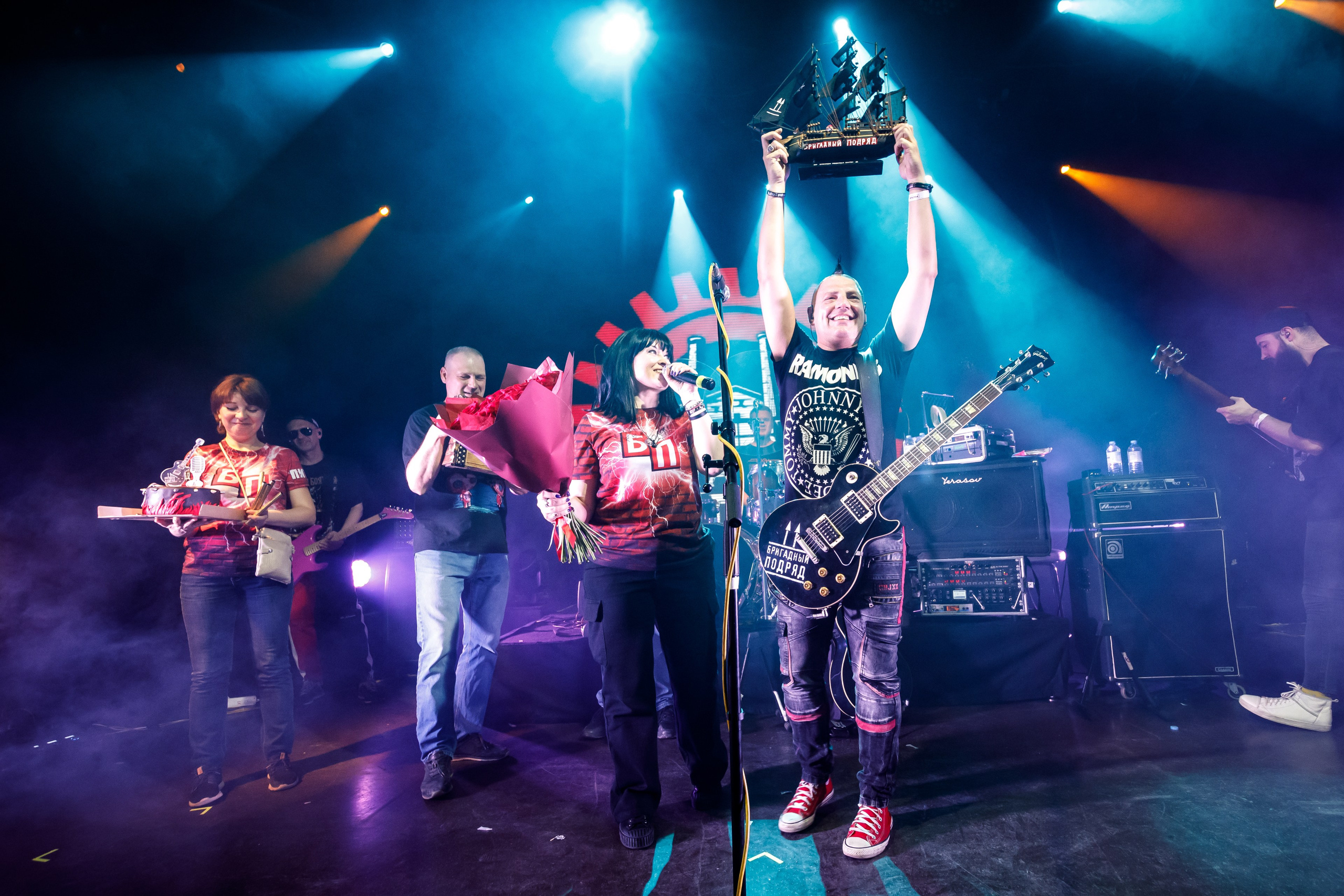 БРИГАДНЫЙ ПОДРЯД. Фотограф Елена Богачева (lenalena_na_na_na)