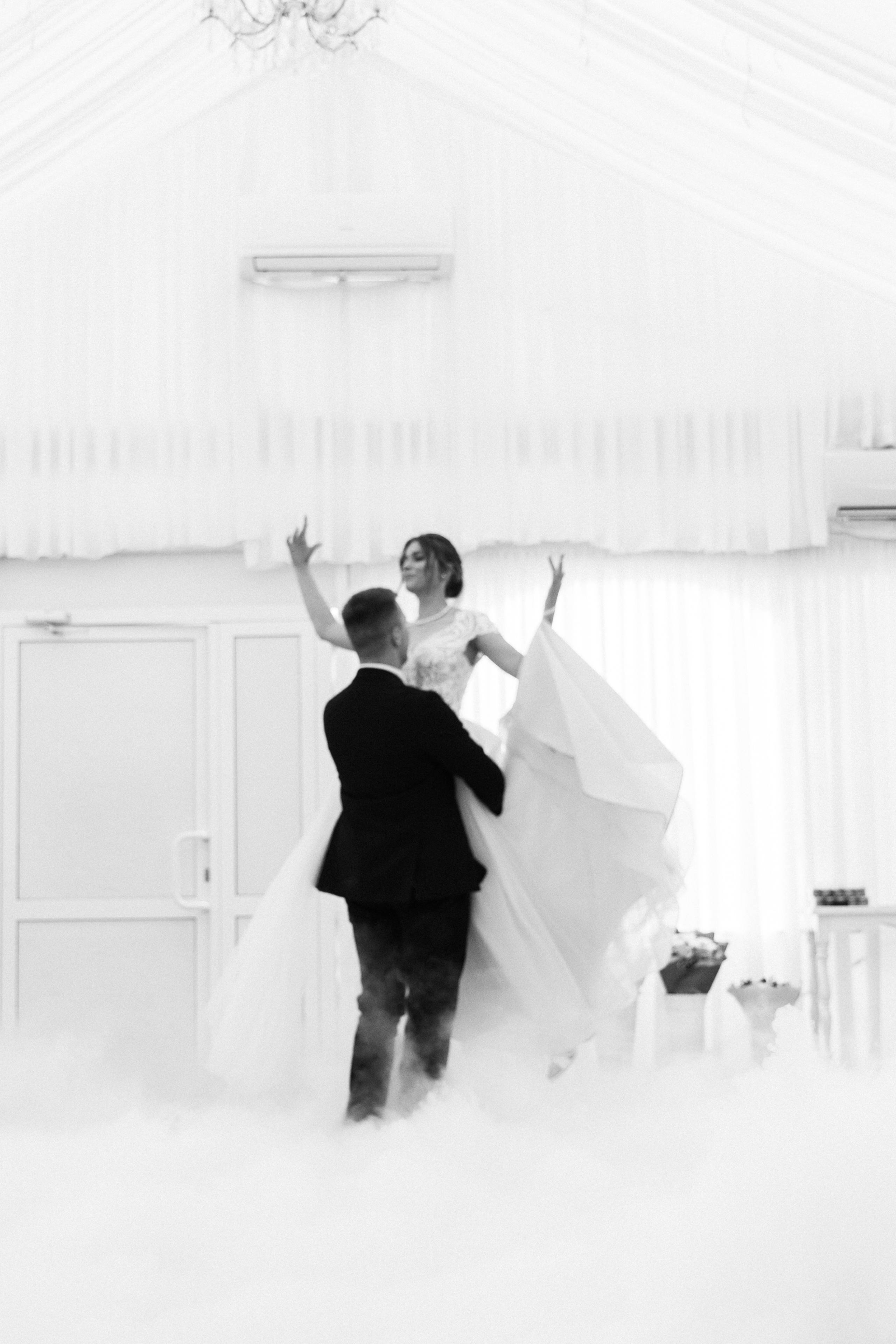 Ксения и Антон (полный день). Фотограф в Барнауле Юлия Садвокасова