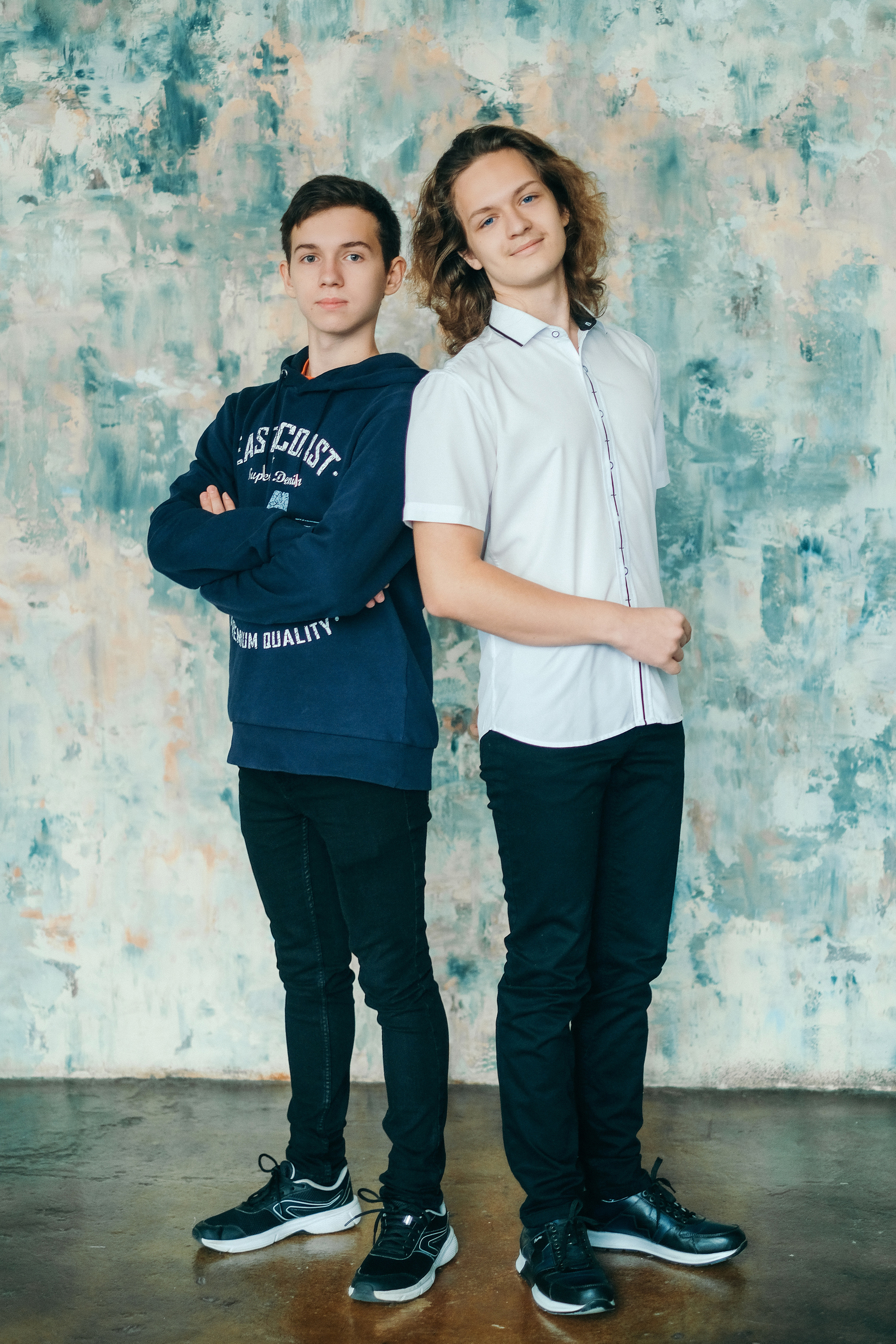 фотосессия для выпускного альбома, выпускной старшеклассников, позирование, идеи для выпускных альбомов