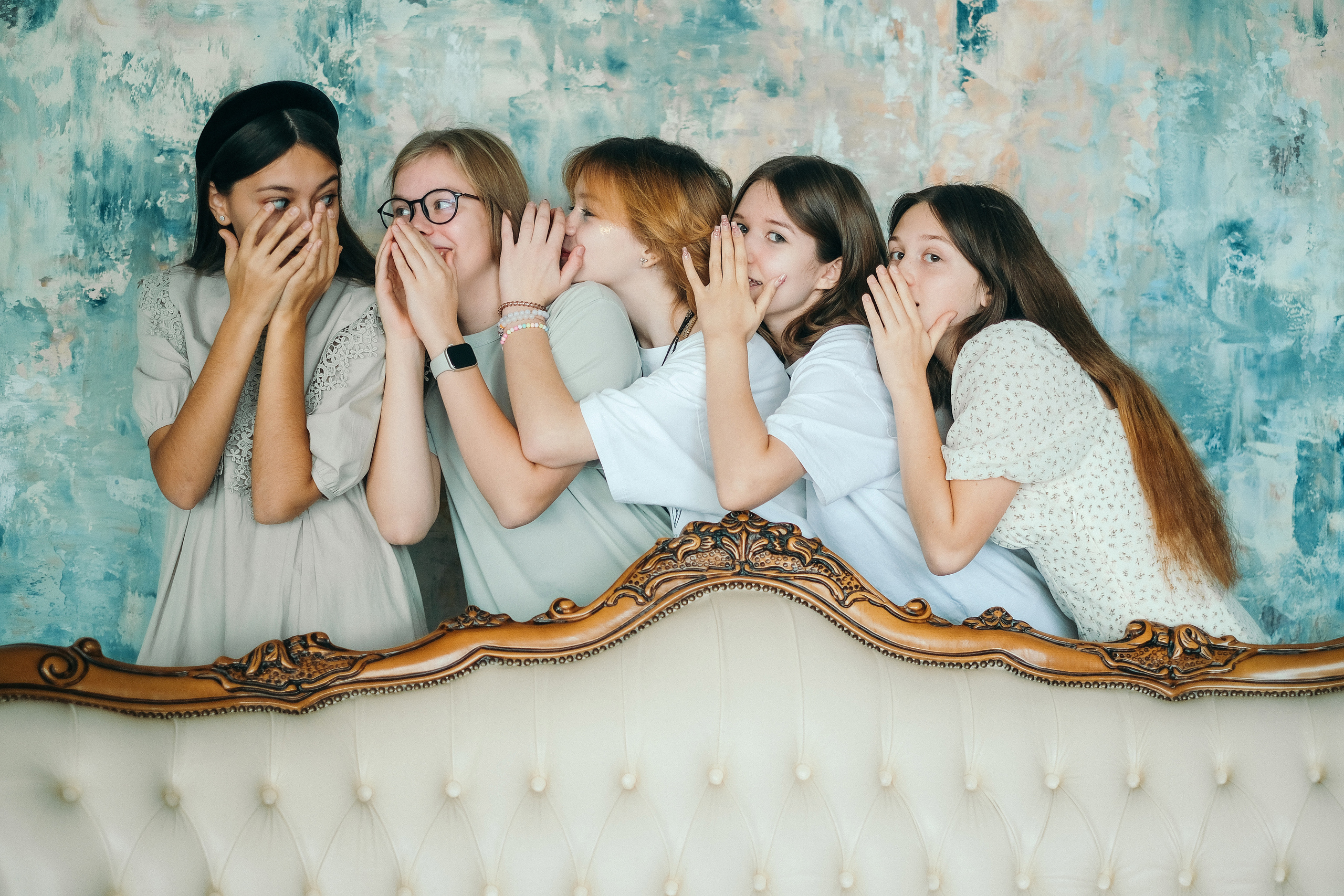 фотосессия для выпускного альбома, выпускной старшеклассников, позирование, идеи для выпускных альбомов