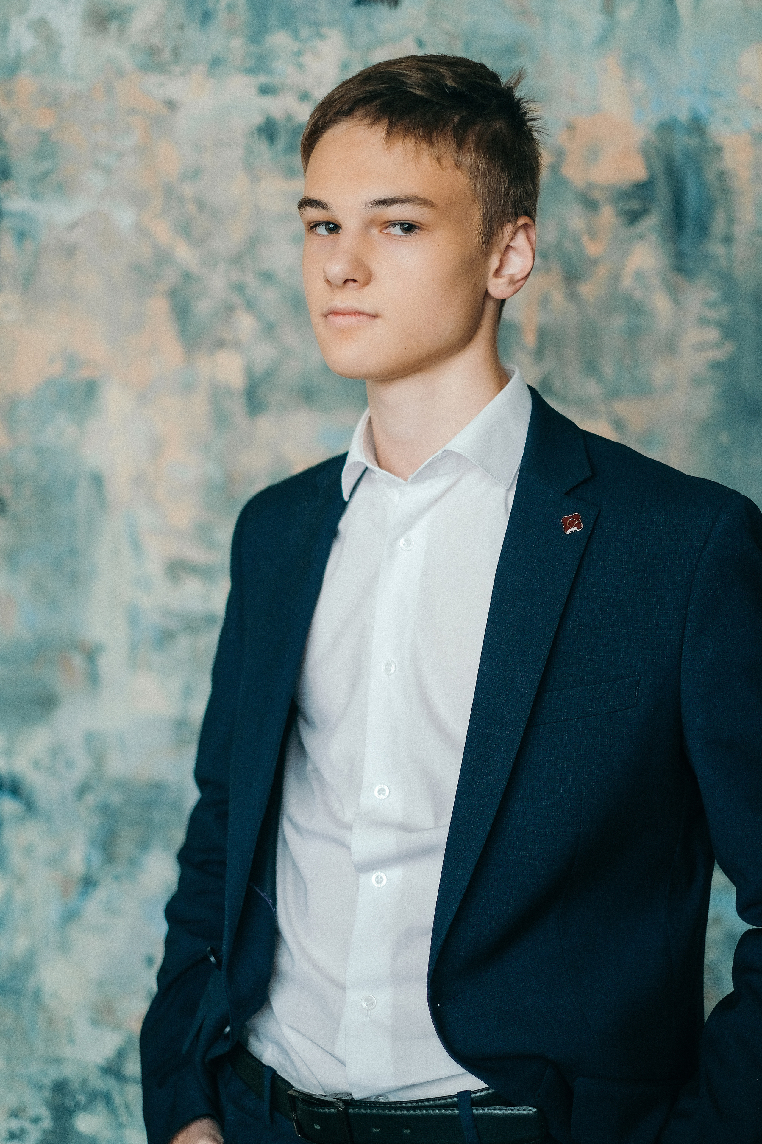 фотосессия для выпускного альбома, выпускной старшеклассников, позирование, идеи для выпускных альбомов