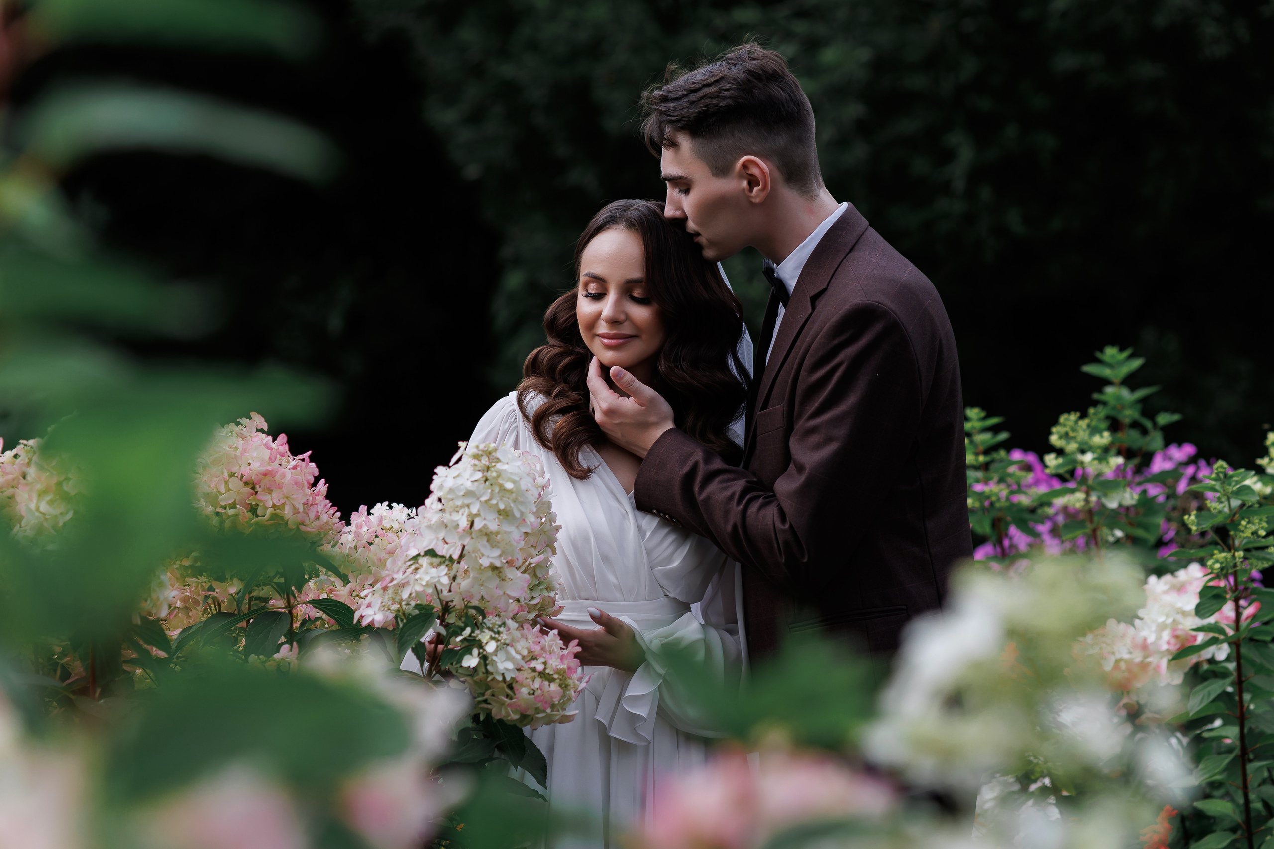 Екатерина и Денис. Свадебный фотограф в Омске Яна Савина