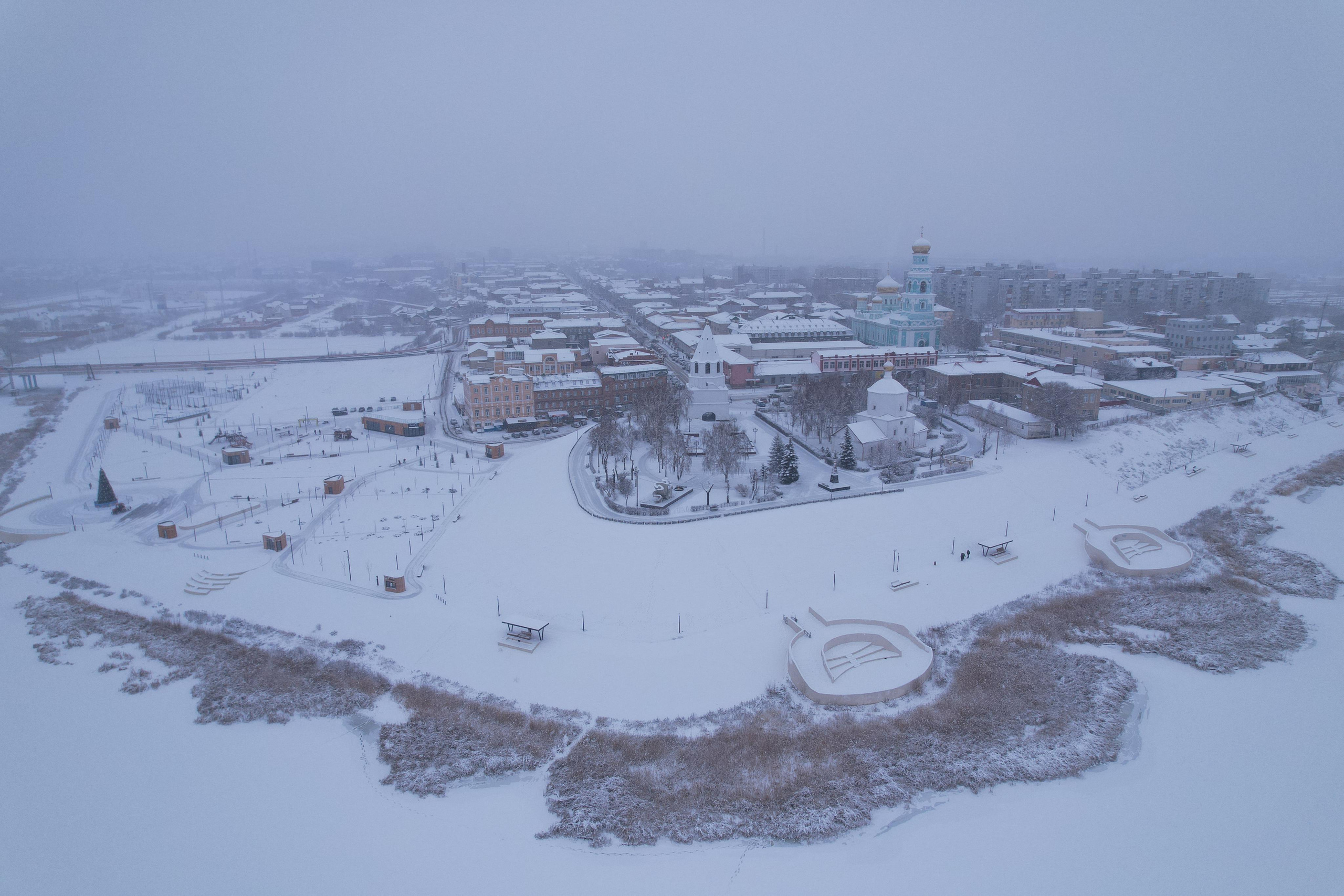 Город Сызрань. Свадебный, семейный и школьный фотограф в Сызрани Максим Баталов