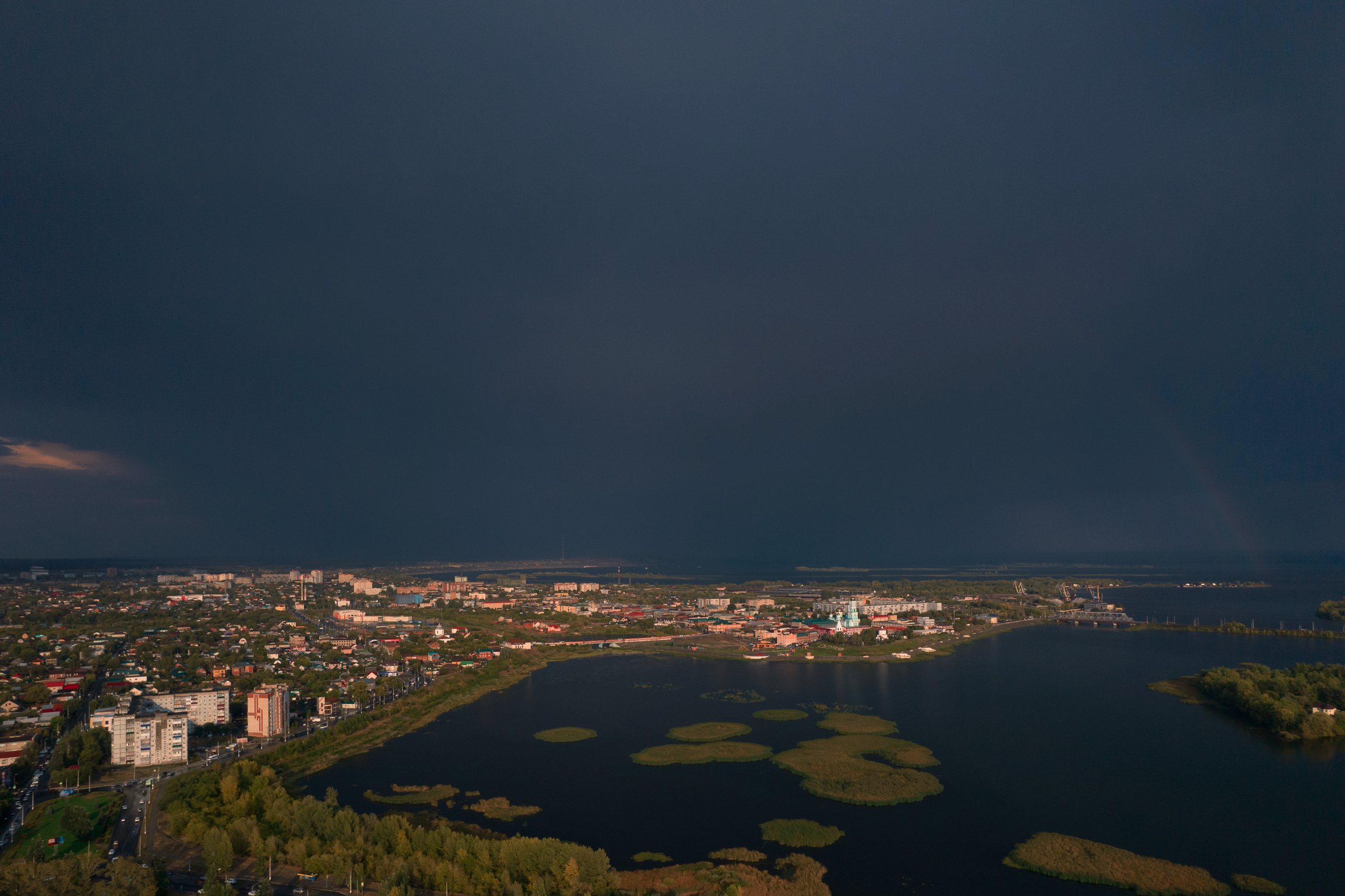 Природа, городские пейзажи. Свадебный, семейный и школьный фотограф в Сызрани Максим Баталов