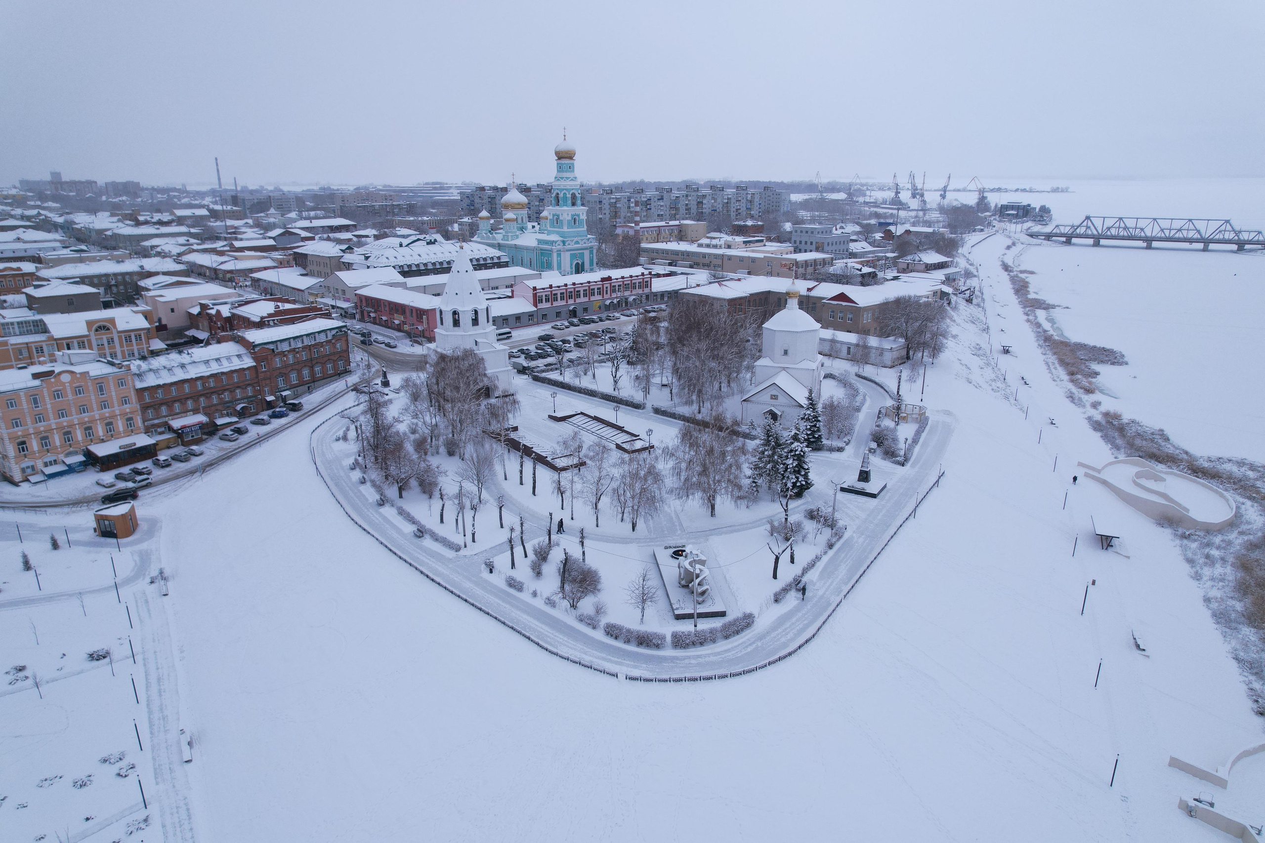 Город Сызрань. Свадебный, семейный и школьный фотограф в Сызрани Максим Баталов