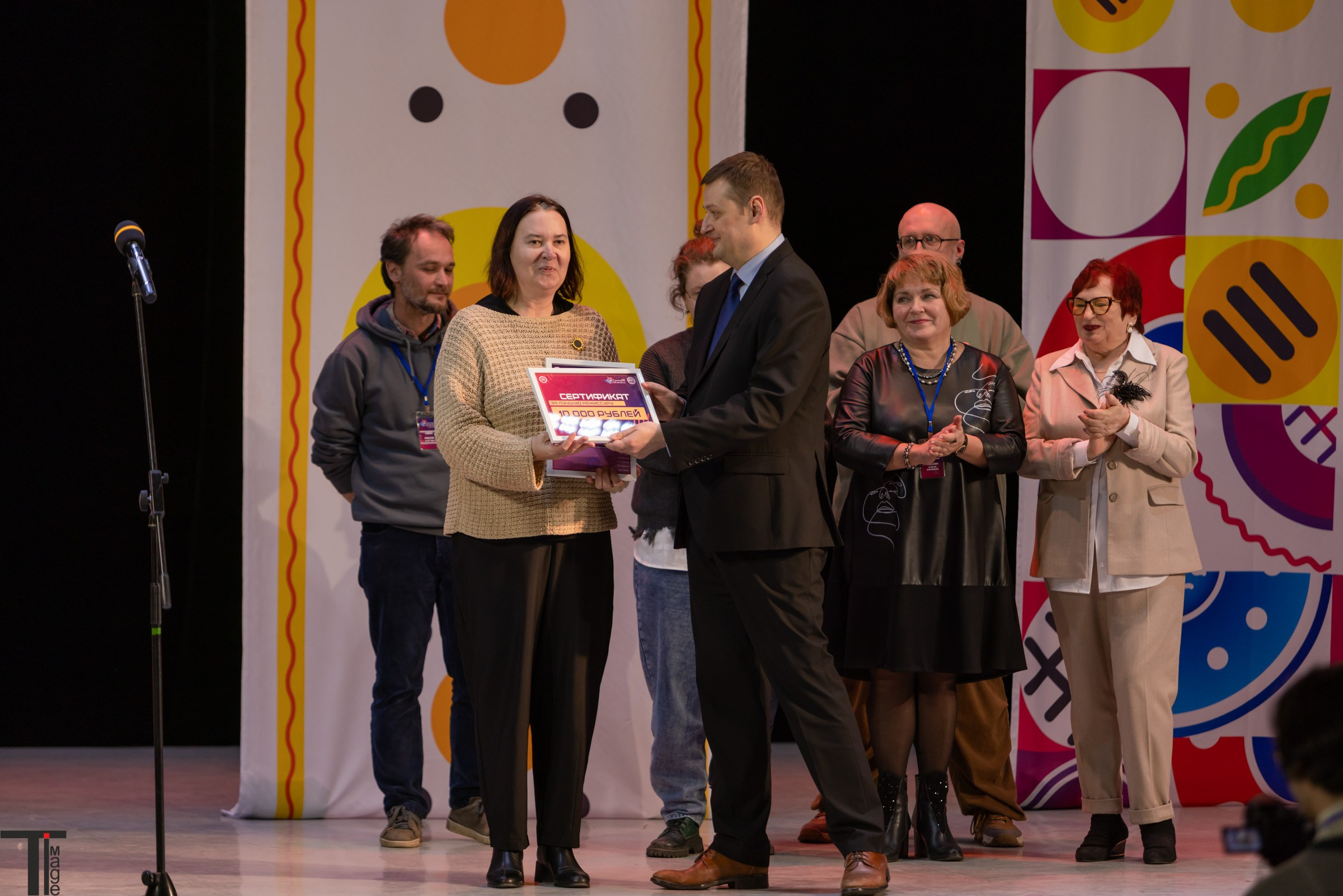 Театральная Вятка 2025. Имидж Технологии — репортажная фотография в Кирове Кировской области. Производство сувенирных магнитов, заливных этикеток и значков