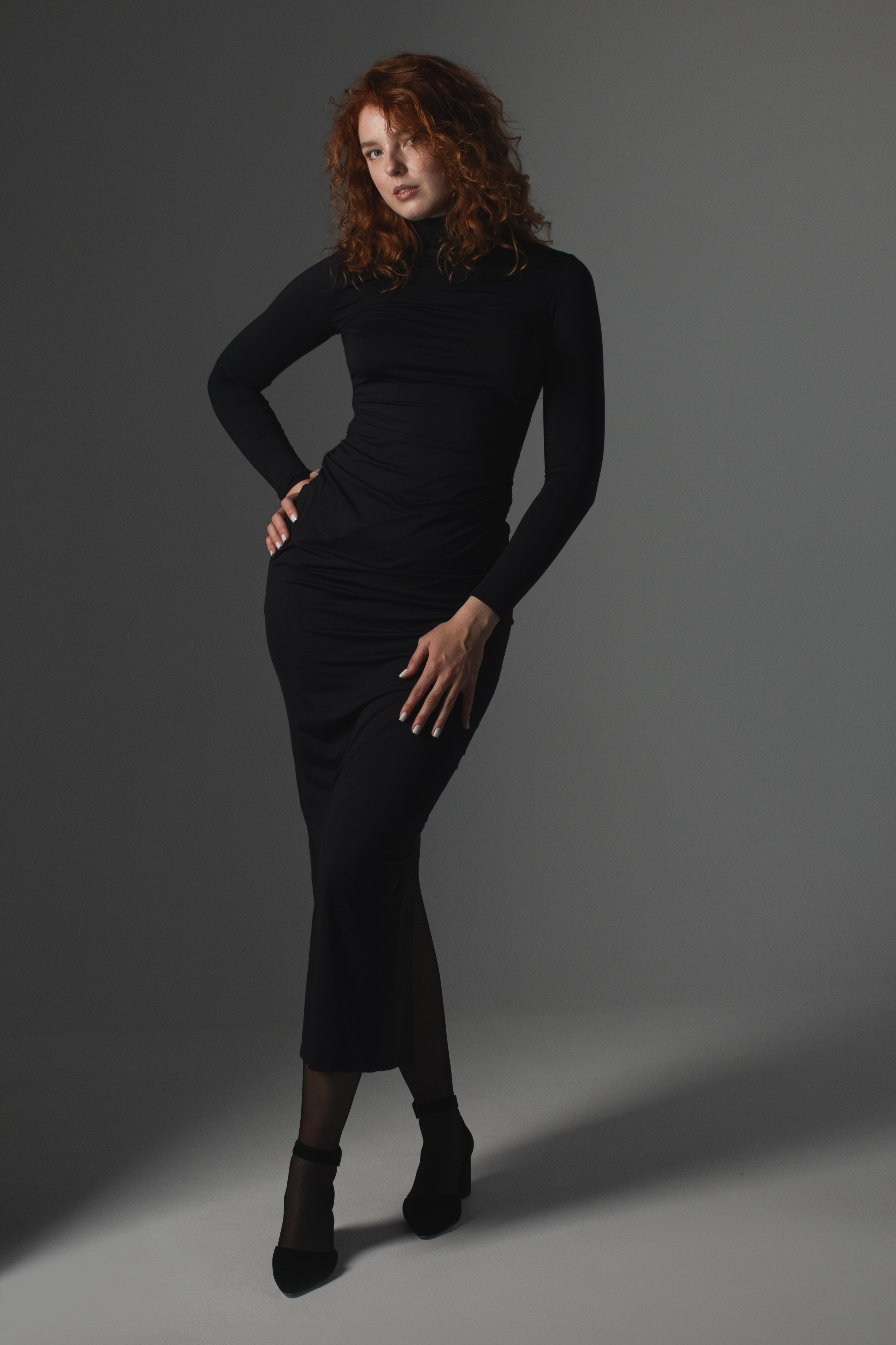 Алина Резвякова. Фотограф для брендов Любовь Батина (Спб/Мск)