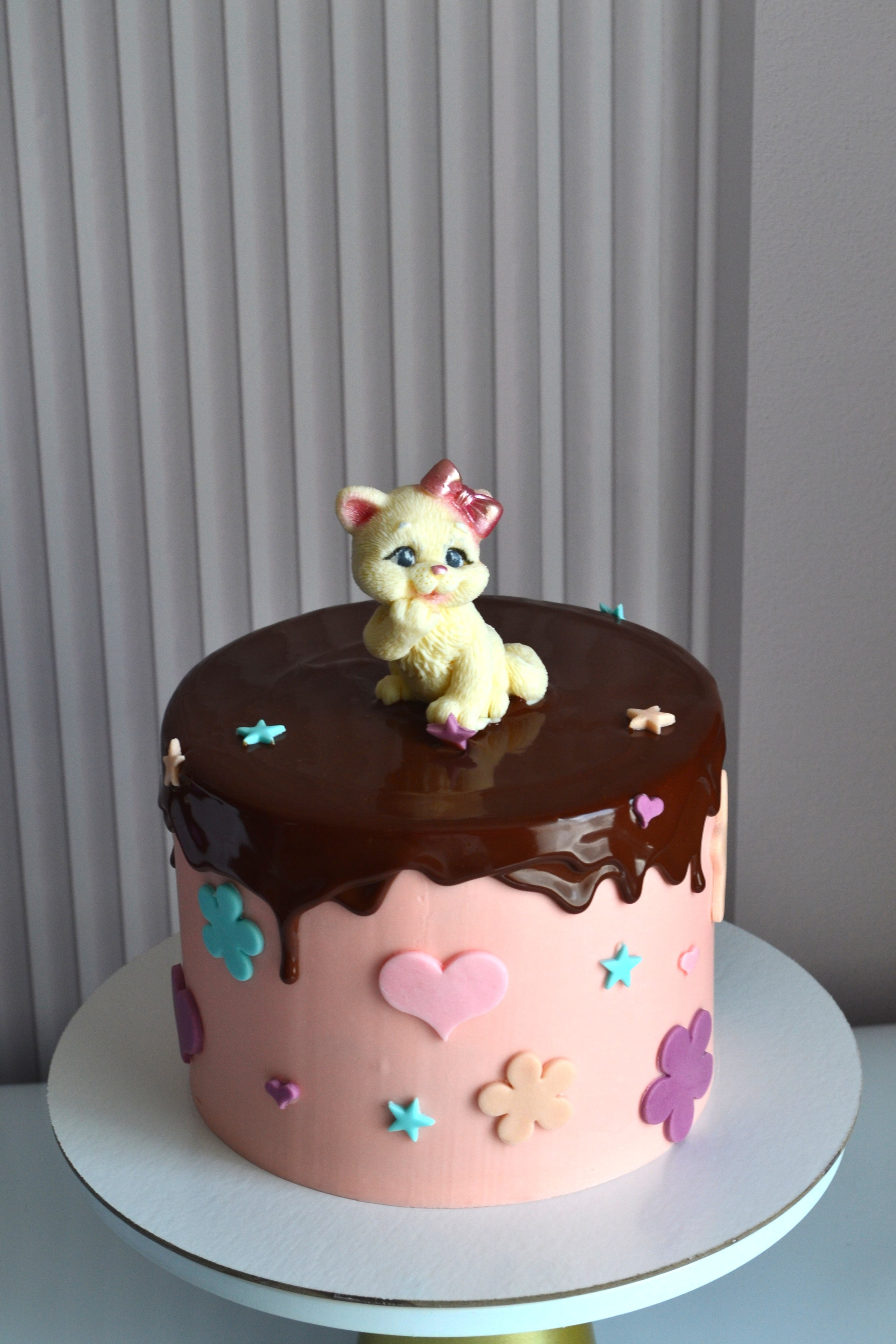 Детские торты. Семейная кондитерская. Торты и десерты на заказ в Москве и области