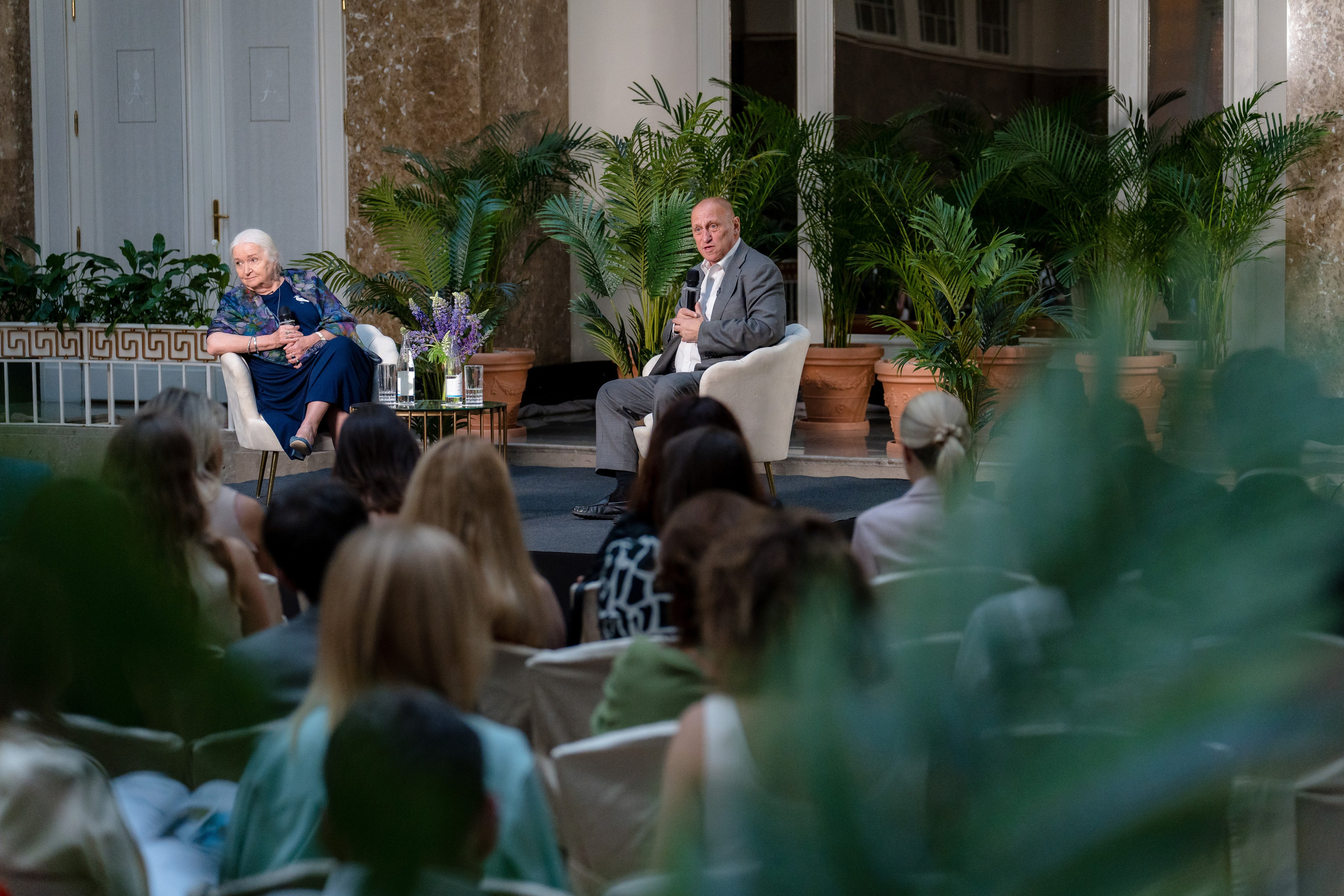Выступление Татьяны Черниговской на встрече выпускников Экономического факультета МГУ им. М. В. Ломоносова в рамках ПМЭФ