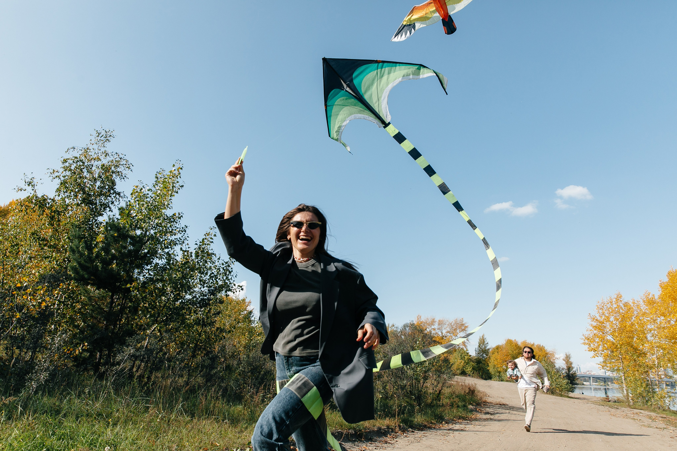 Выманивает из квартир природа нас на выходные. Осенний лес — особый мир. Ведут тропинки потайные…. Душевный фотограф Ваших самых ярких событий Марина Погребняк