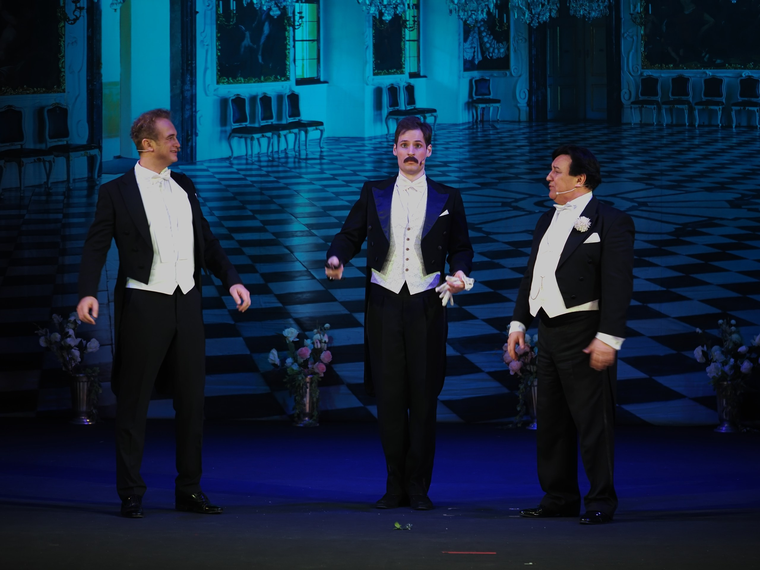 «БУФФ-ПАРАДИЗ» Летучая мышь (в Нск). Портретный и спортивный фотограф в Новосибирске и Твери Кононов Алексей