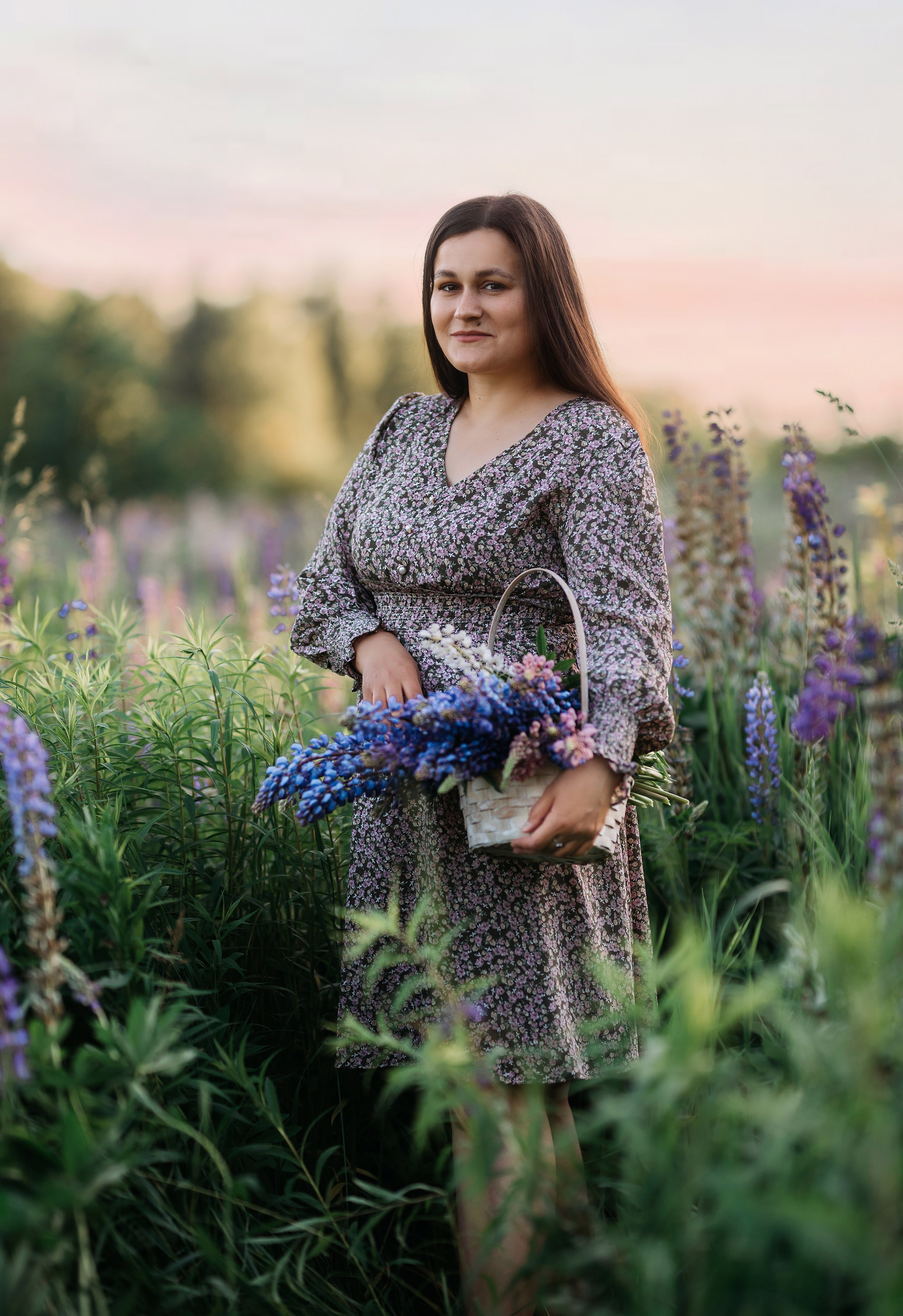 Анна в люпинах. Свадебный и семейный фотограф в Туле Ксения Сильвер