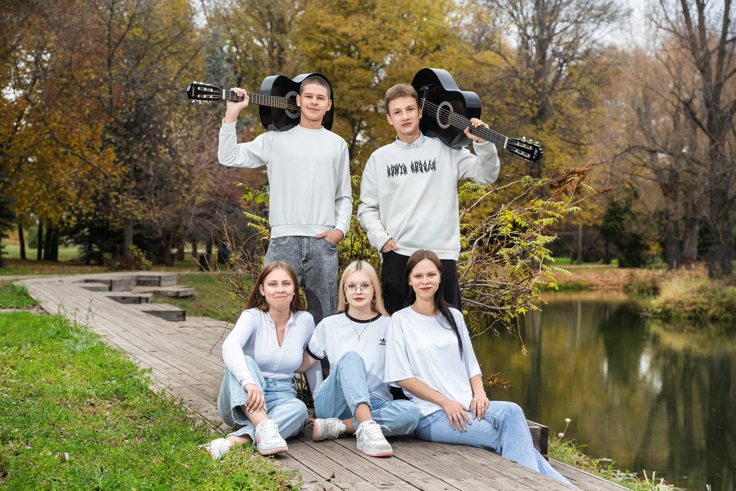 2 СТРАНИЦЫ 11 кл. Выпускные альбомы Нижнекамск Набережные Челны Фотостудия Небо