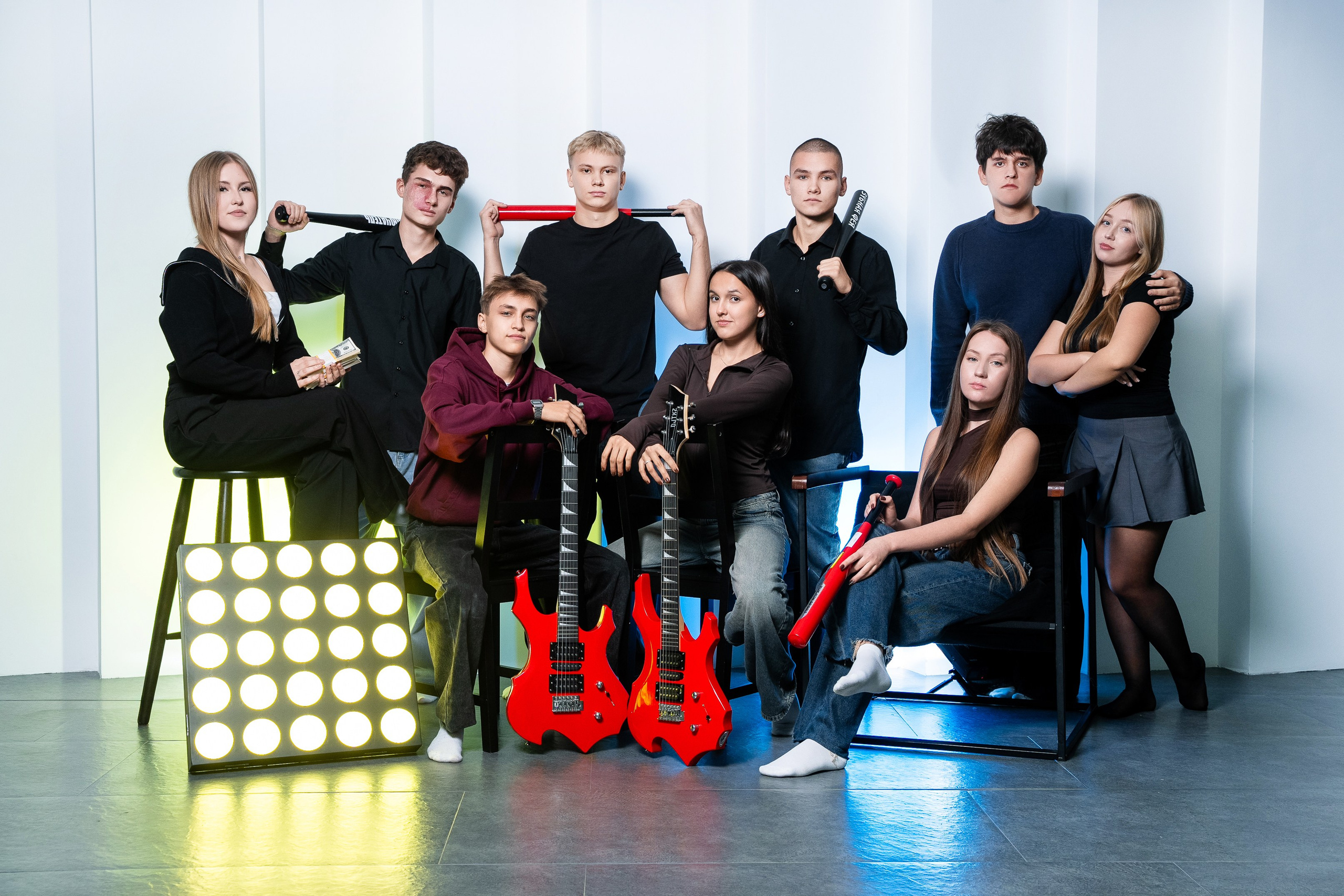 10 СТРАНИЦ 11 кл. Выпускные альбомы Нижнекамск Набережные Челны Фотостудия Небо