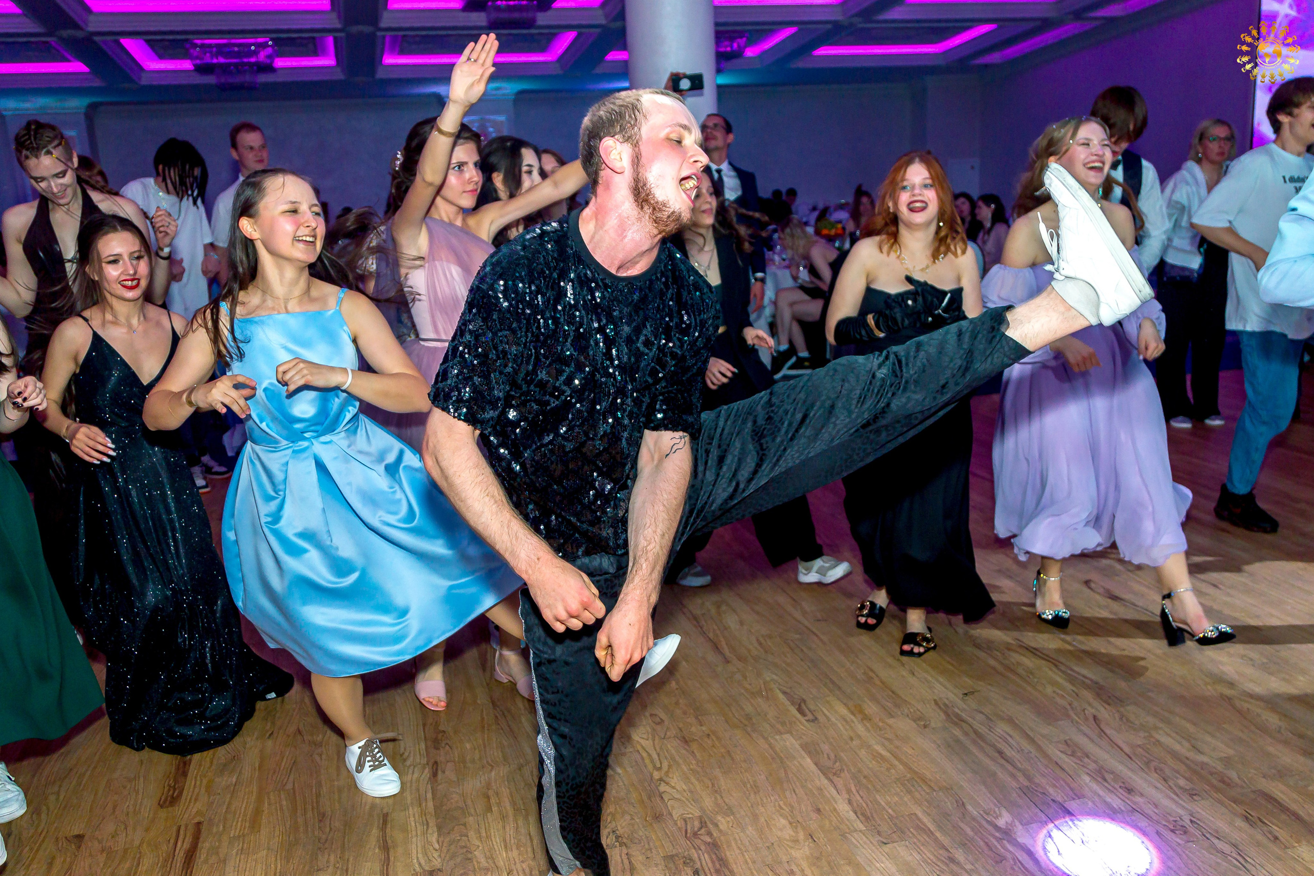 Выпускной 2023 (11-е классы) Triumph City Hall Москва. Репортажная съемка в Москве и области. Анималистика