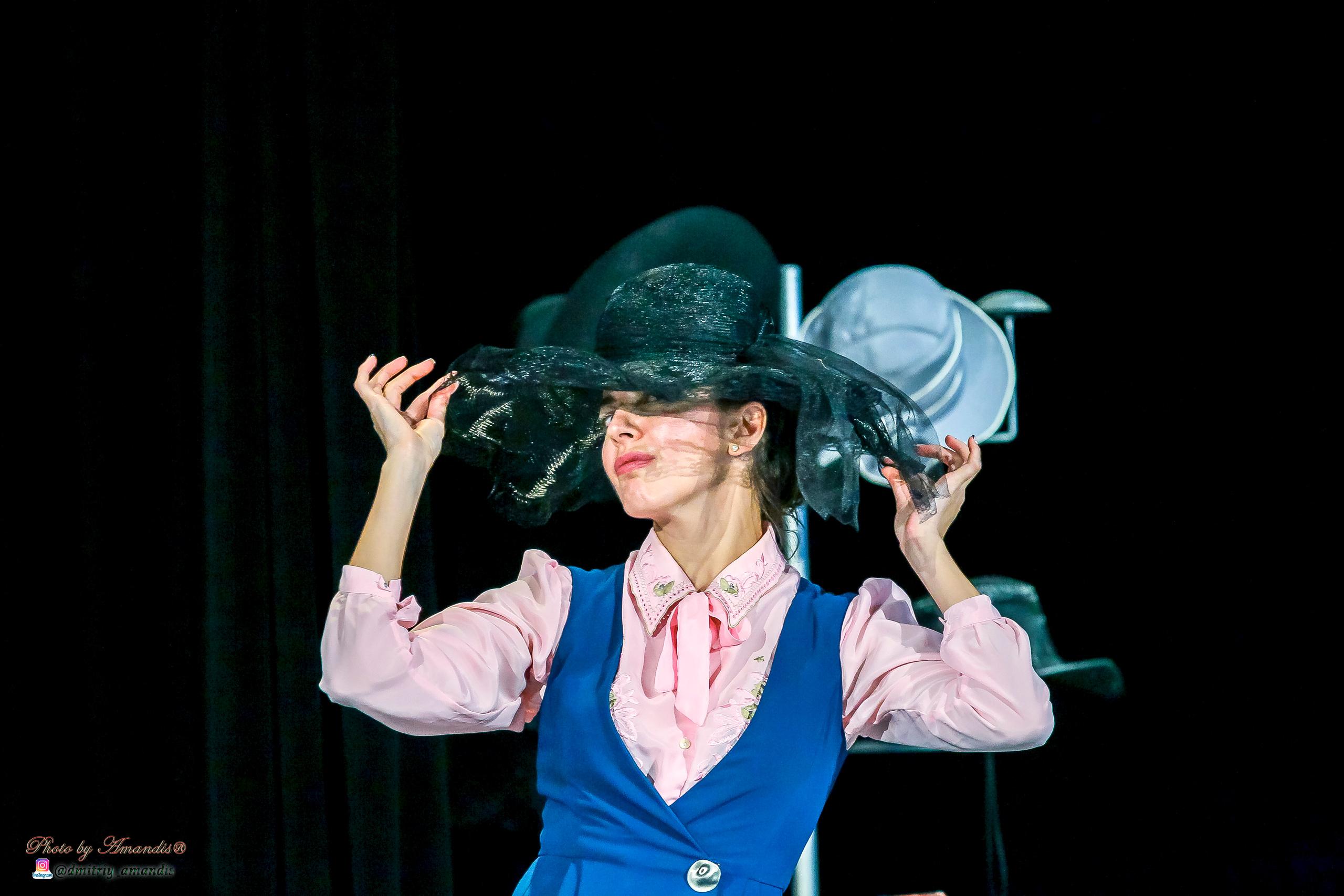 Спектакль «Hello, Dolly». ДК «Стимул» Москва. Репортажная съемка в Москве и области. Анималистика