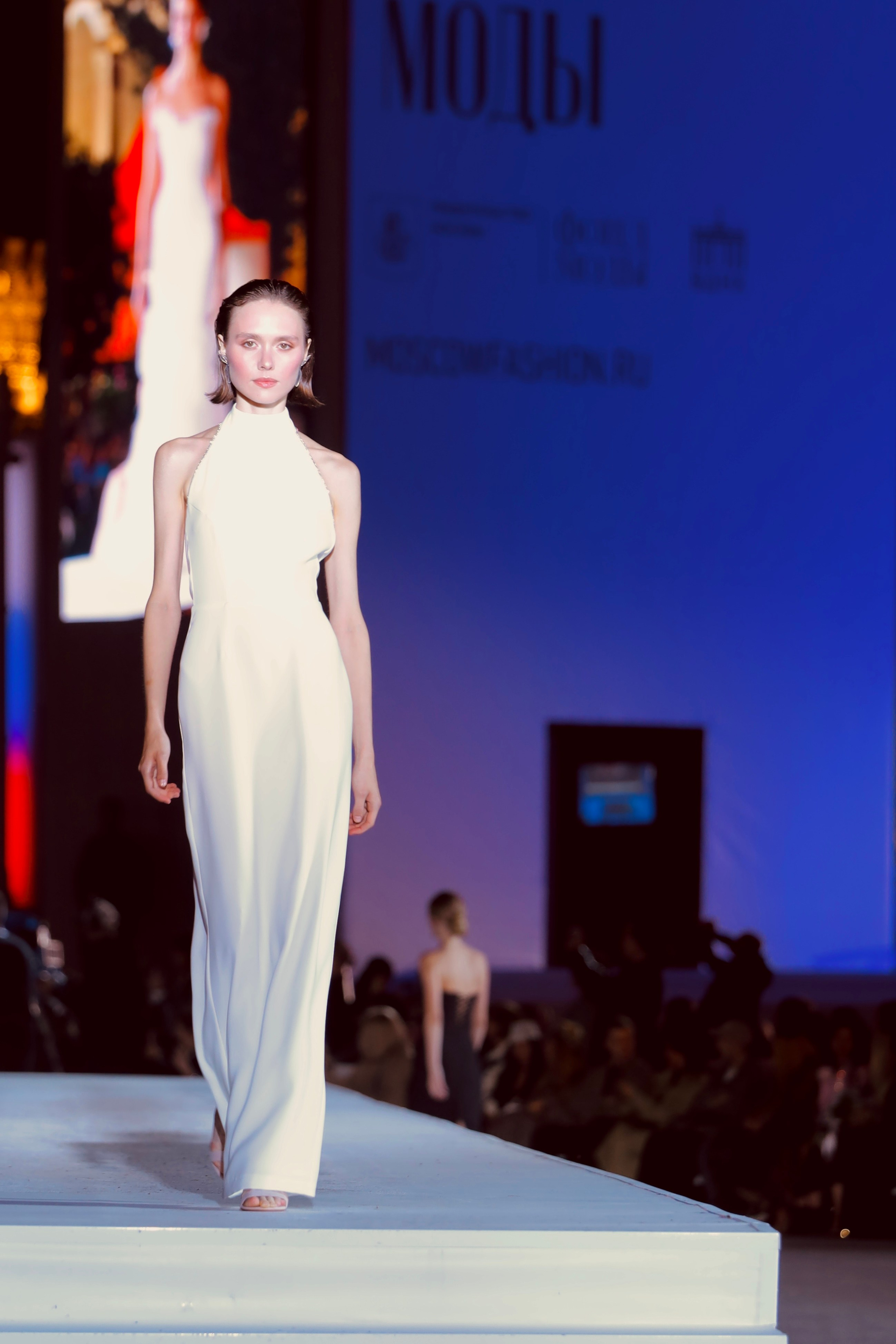 Съёмки модных показов. Фотограф в Москве — Рина Серёгина — съёмка в студии и репортаж