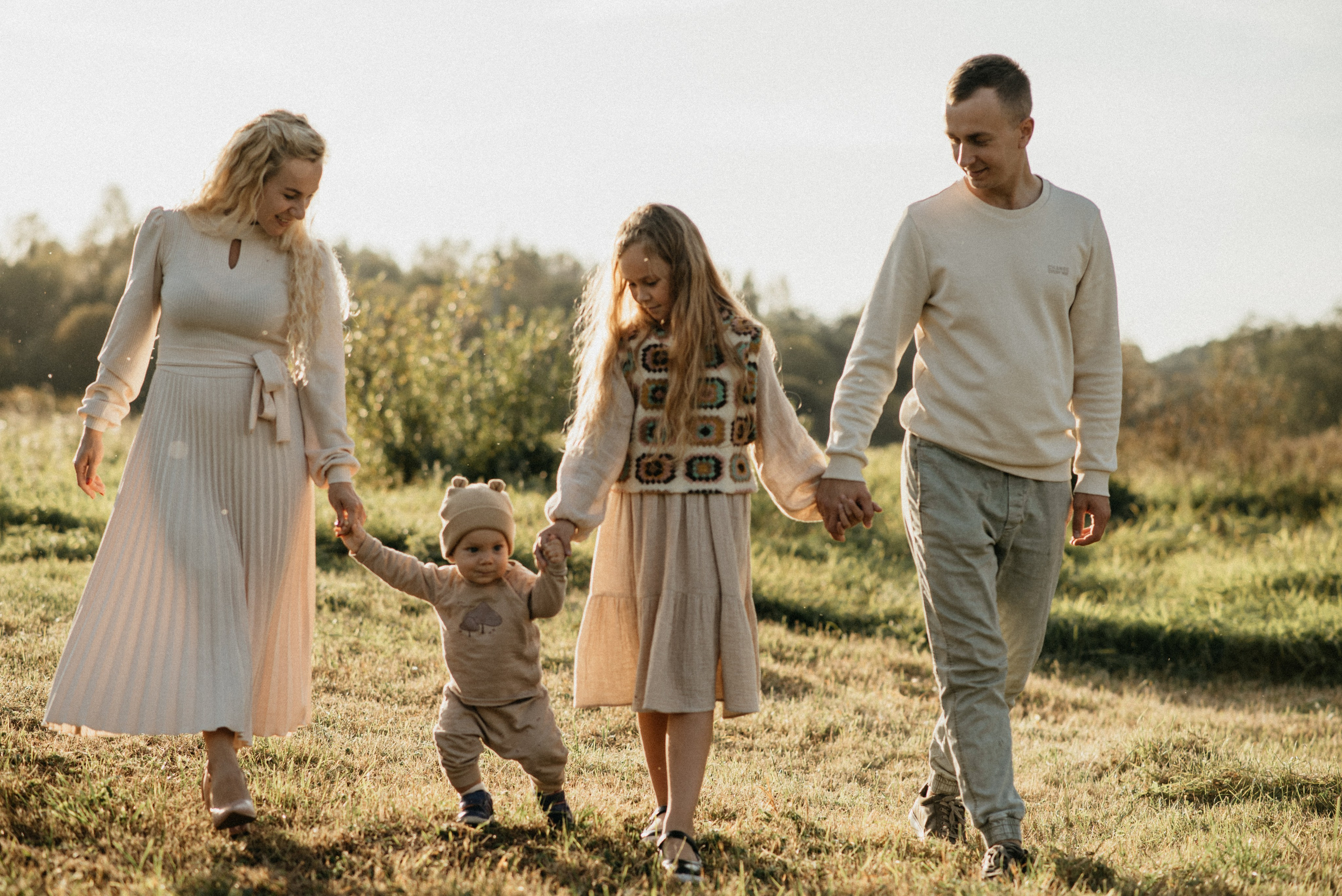 Света, Саша, Алиса и Ян. Семейный фотограф в Клину и Москве Елена Храпунова