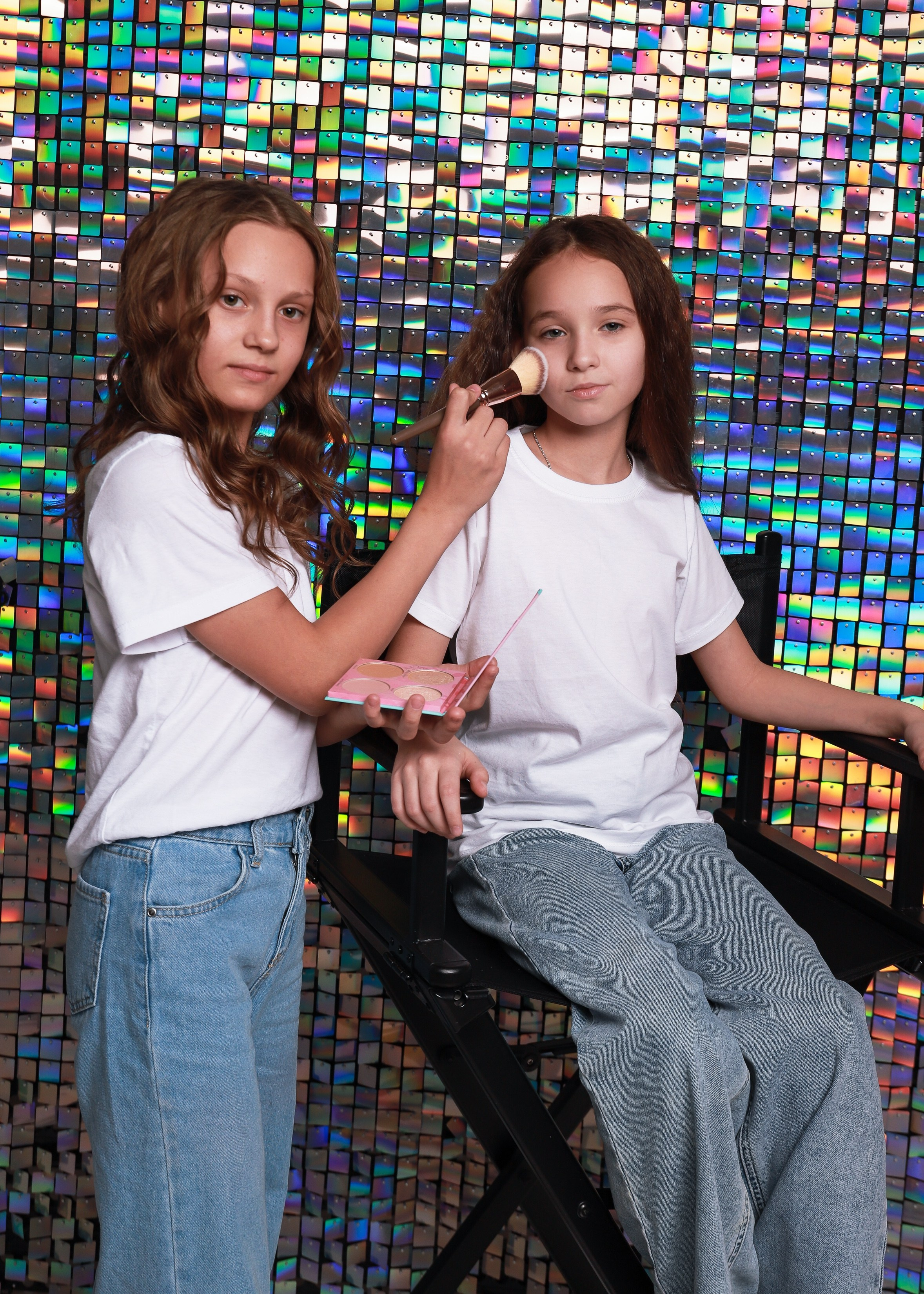 В джинсах. Фотограф Юлия Мальцева