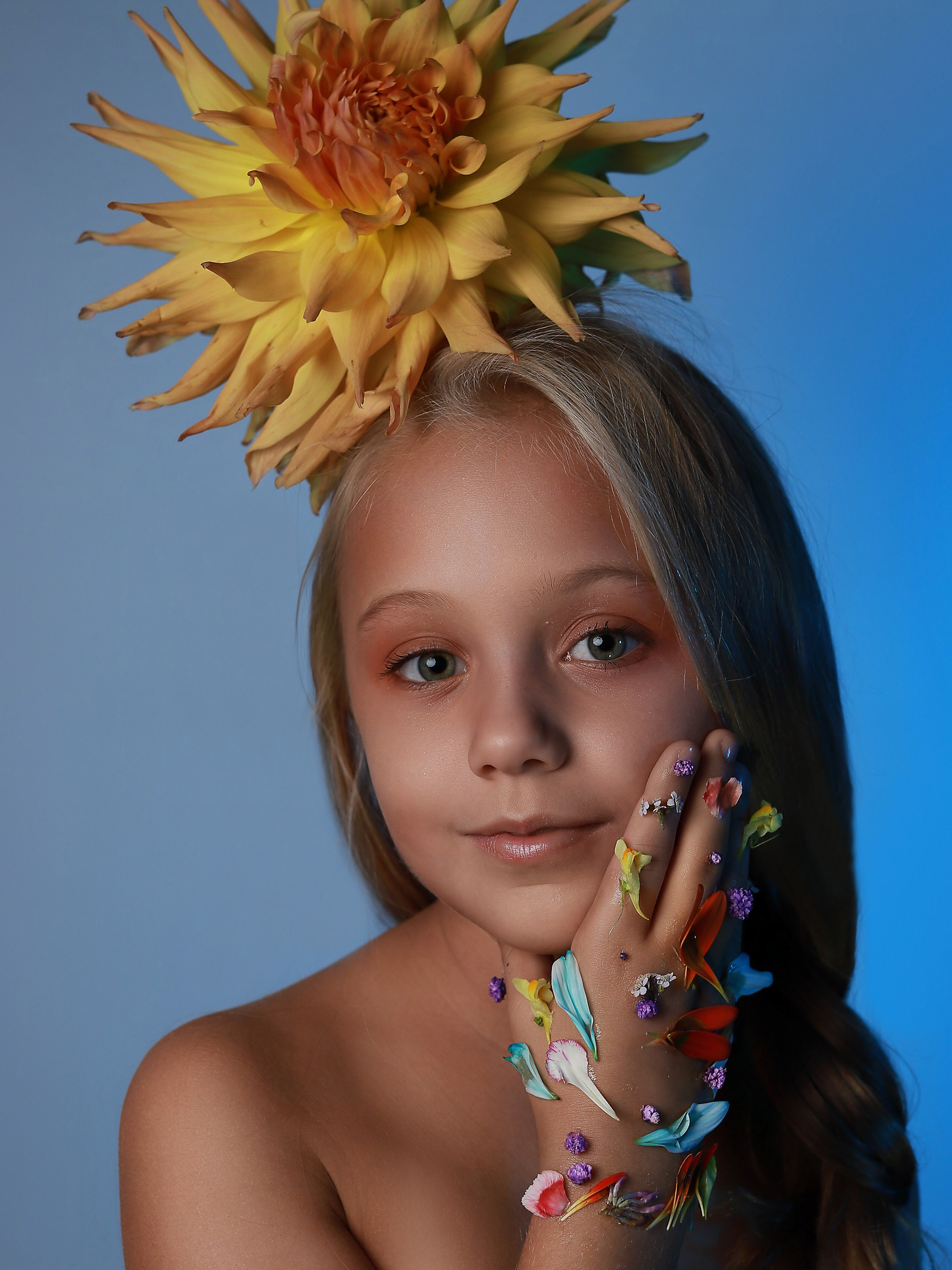 Портреты с цветами. Фотограф Юлия Мальцева