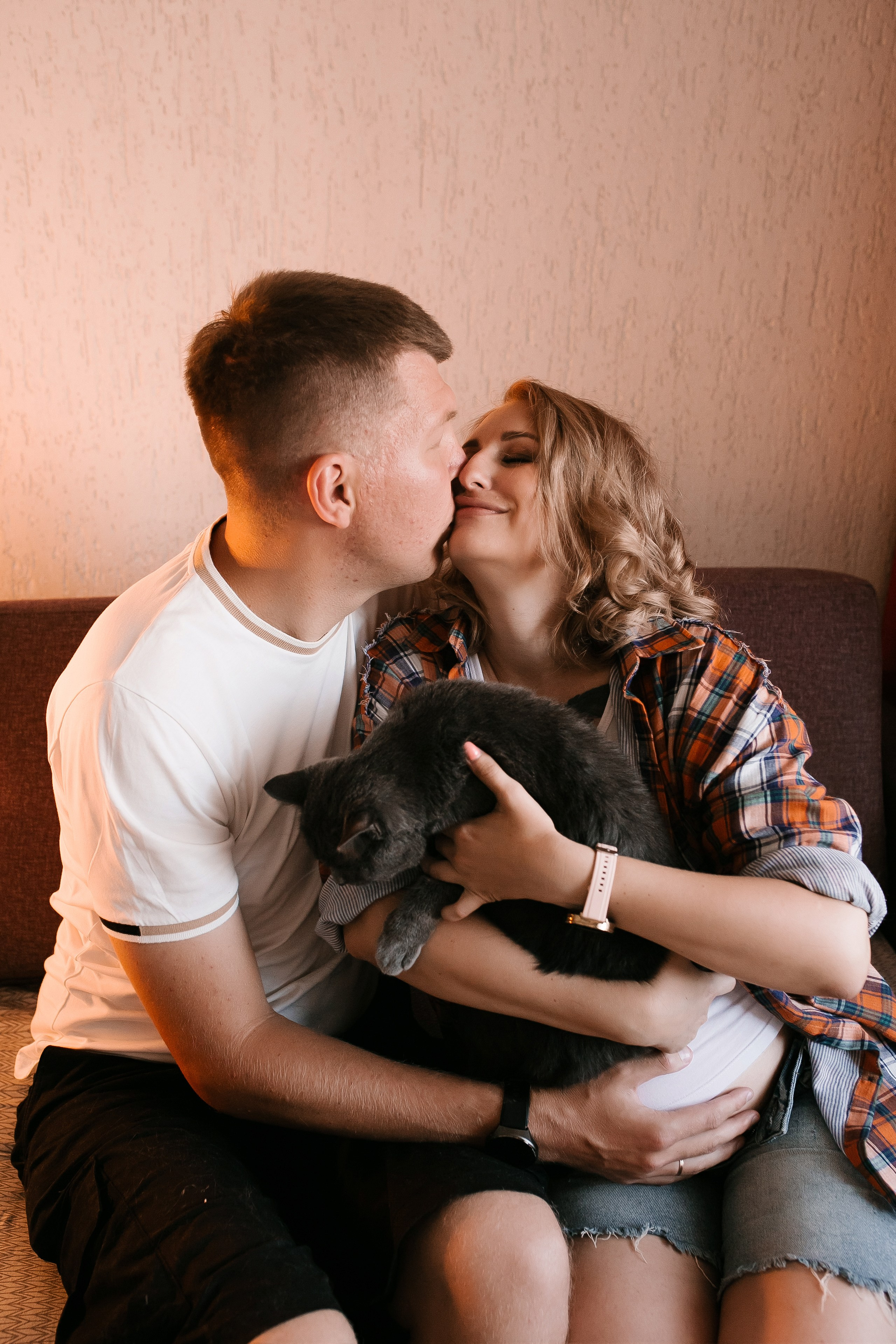 Дарья, Артем и котики все ждут. Свадебный, семейный и детский фотограф в г. Абакан респ. Хакасия Любов