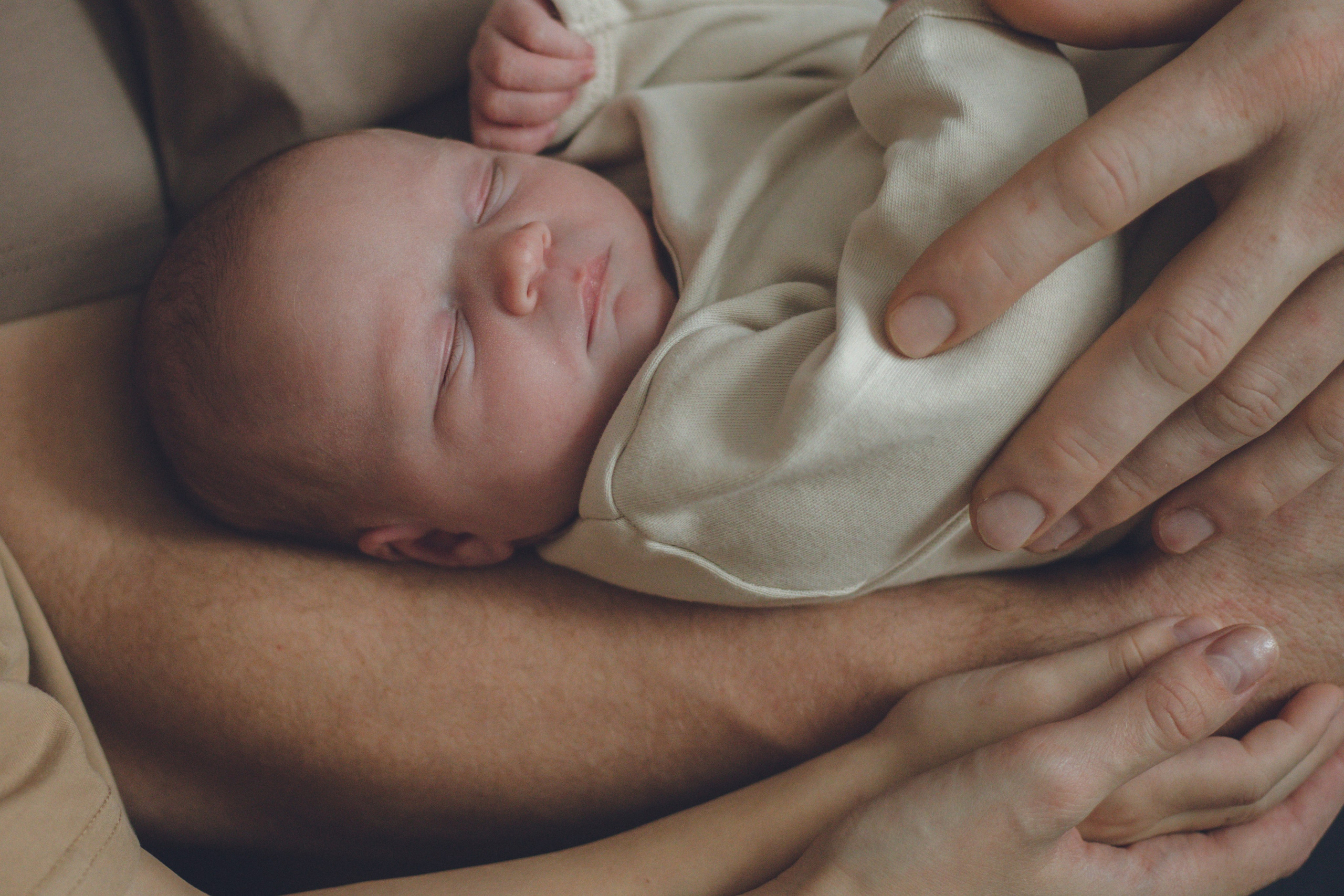 Ксения 6 дней. Семейный фотограф г. Димировград Андросова Екатерина