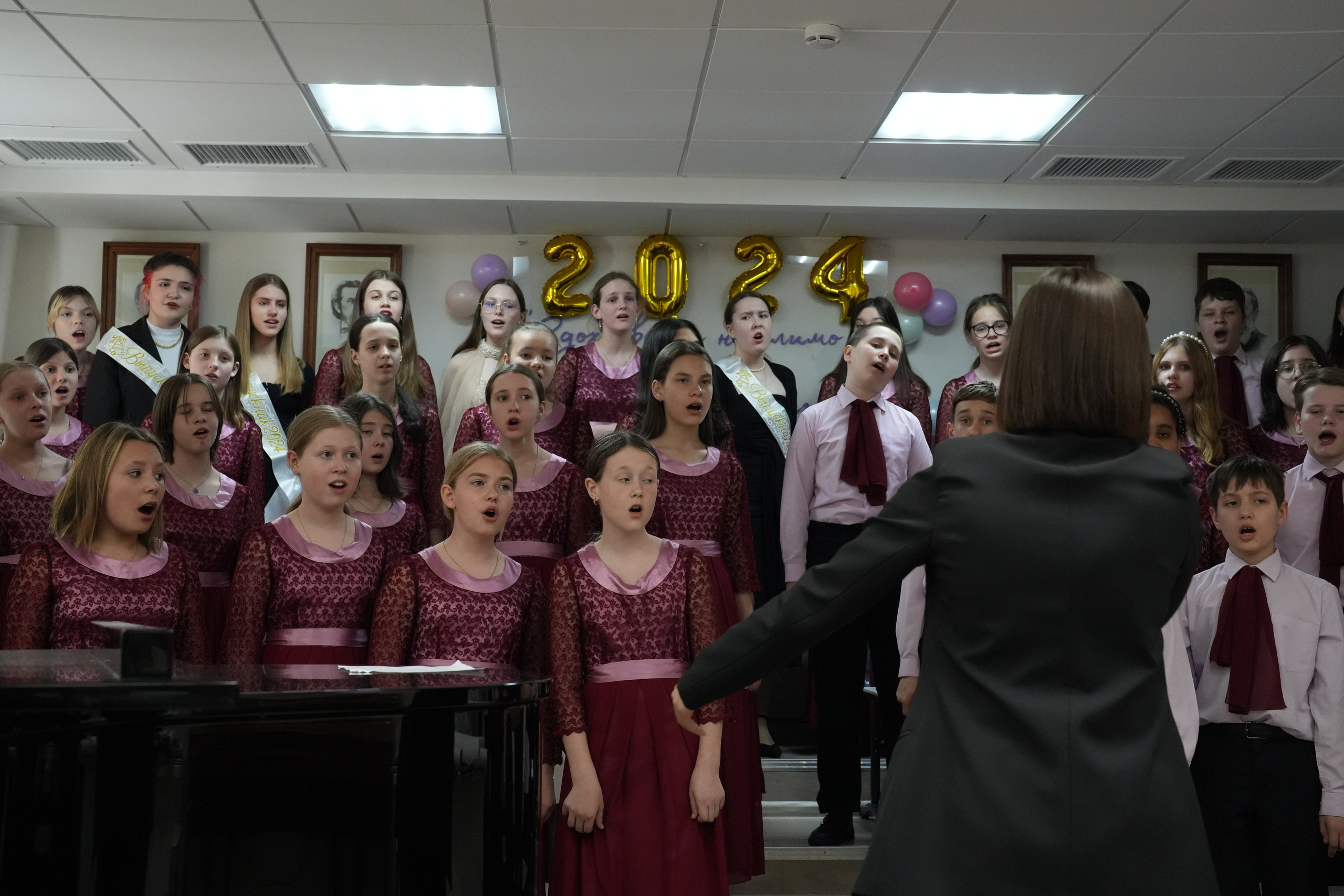 Выпускной в музыкально-хоровой школе г. Москвы № 106. Семейный и детский фотограф в Москве Оксана Чибизова