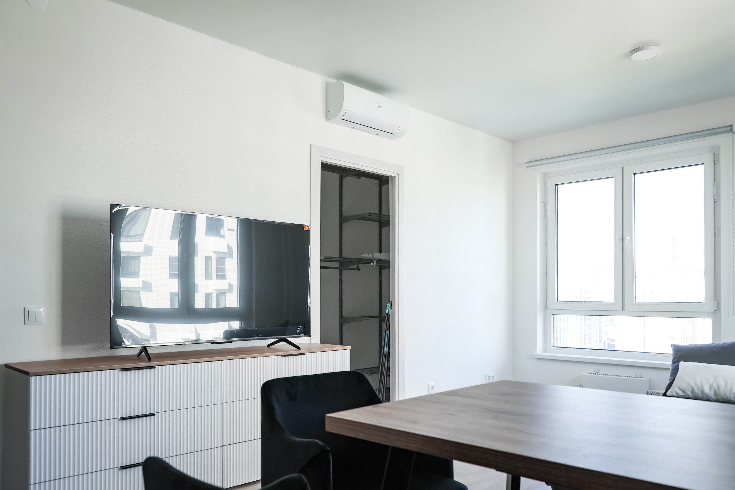 APARTMENT COMPLEX INTERIOR. Mixturecaptures