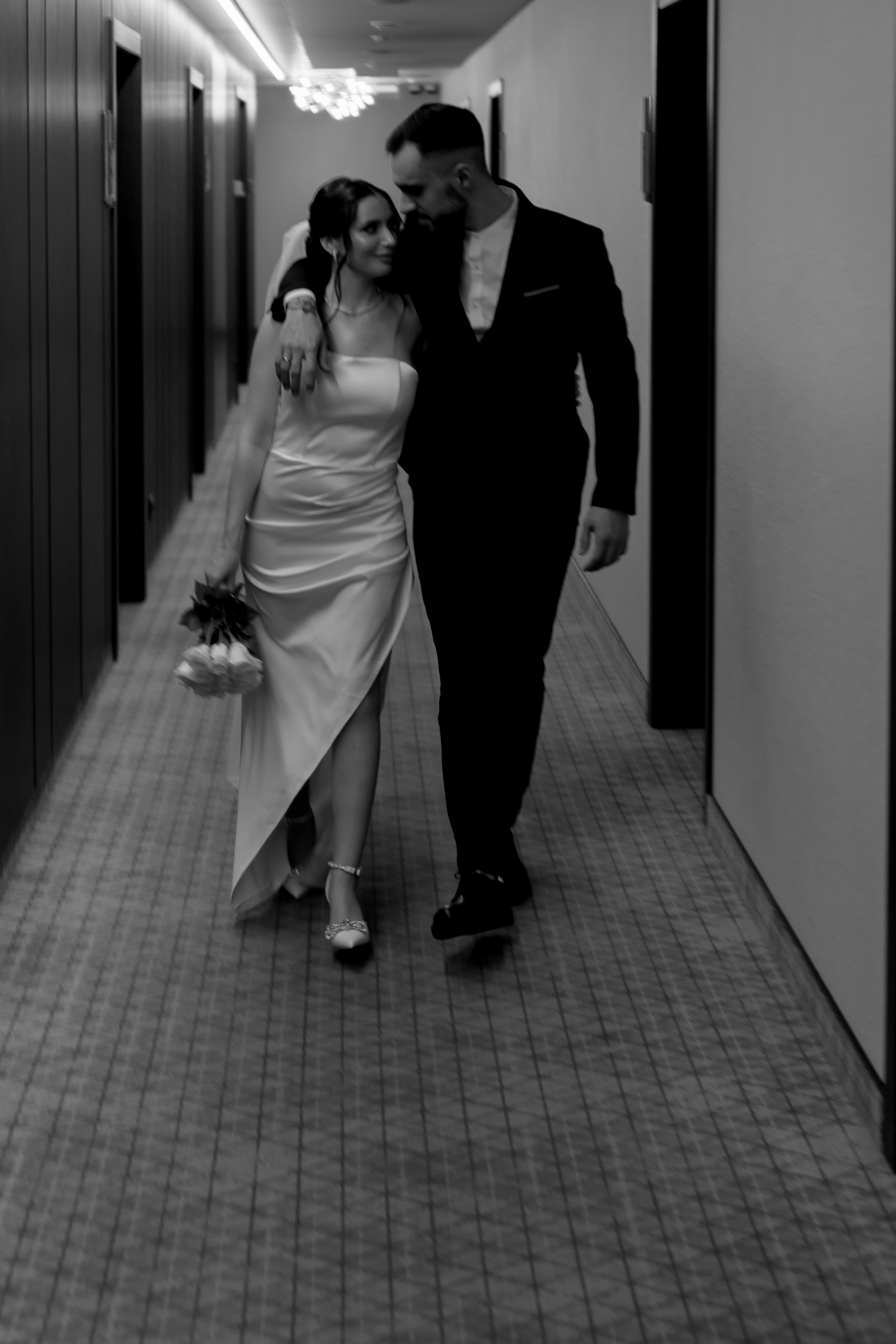 СВАДЕБНАЯ СЬЕМКА СБОРОВ ЖЕНИХА И НЕВЕСТЫ В ОТЕЛЕ И ТАКЖЕ ФОТОСЕССИИЯ В ОТЕЛЕЕ МЕГАПОЛИС БРЯНСК. Профессиональный фотограф, Санкт-Петербург — Виктория Богомолова