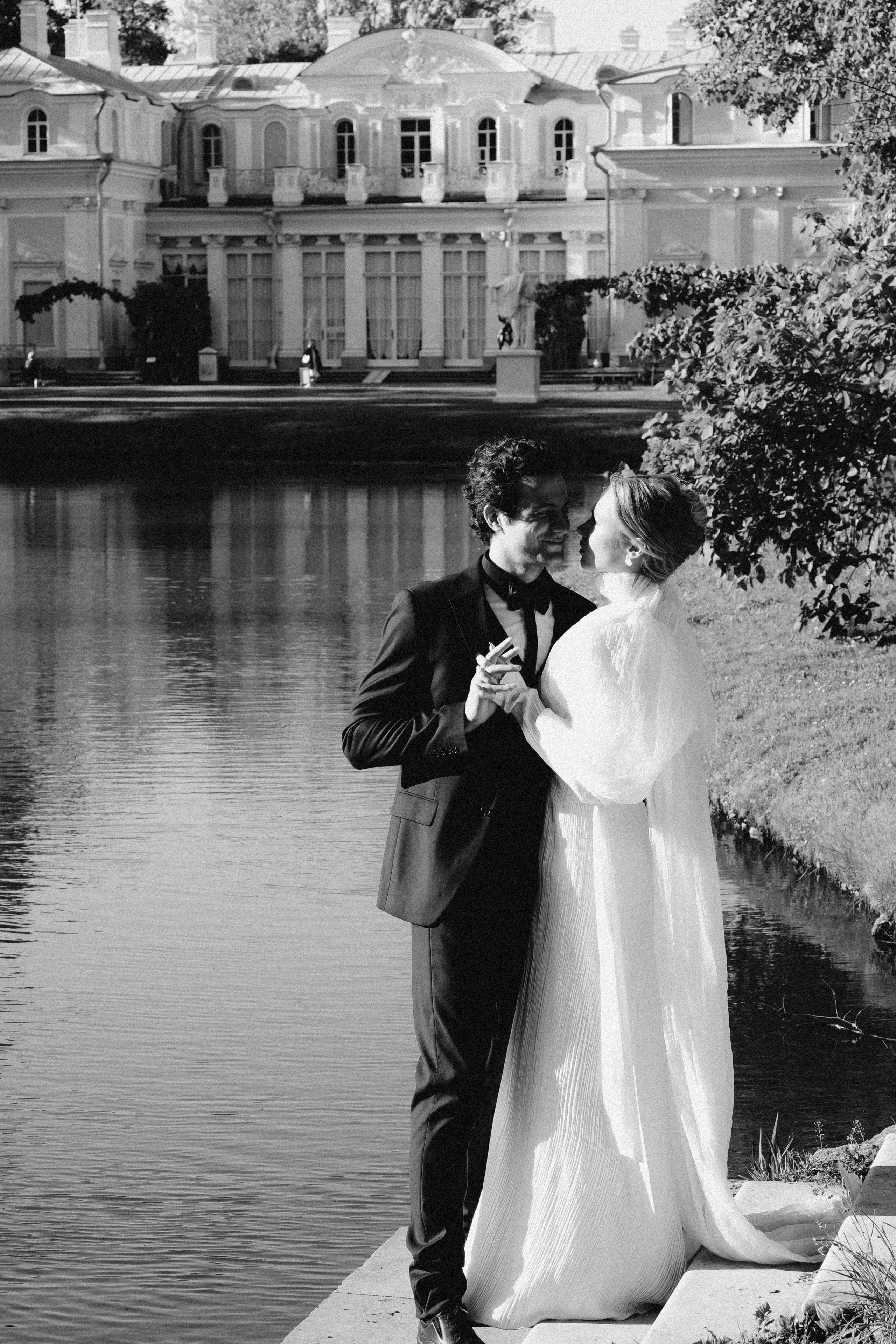 СВАДЕБНАЯ СЬЕМКА В ПАРКЕ ОРАНИЕНБАУМ. Профессиональный фотограф, Санкт-Петербург — Виктория Богомолова