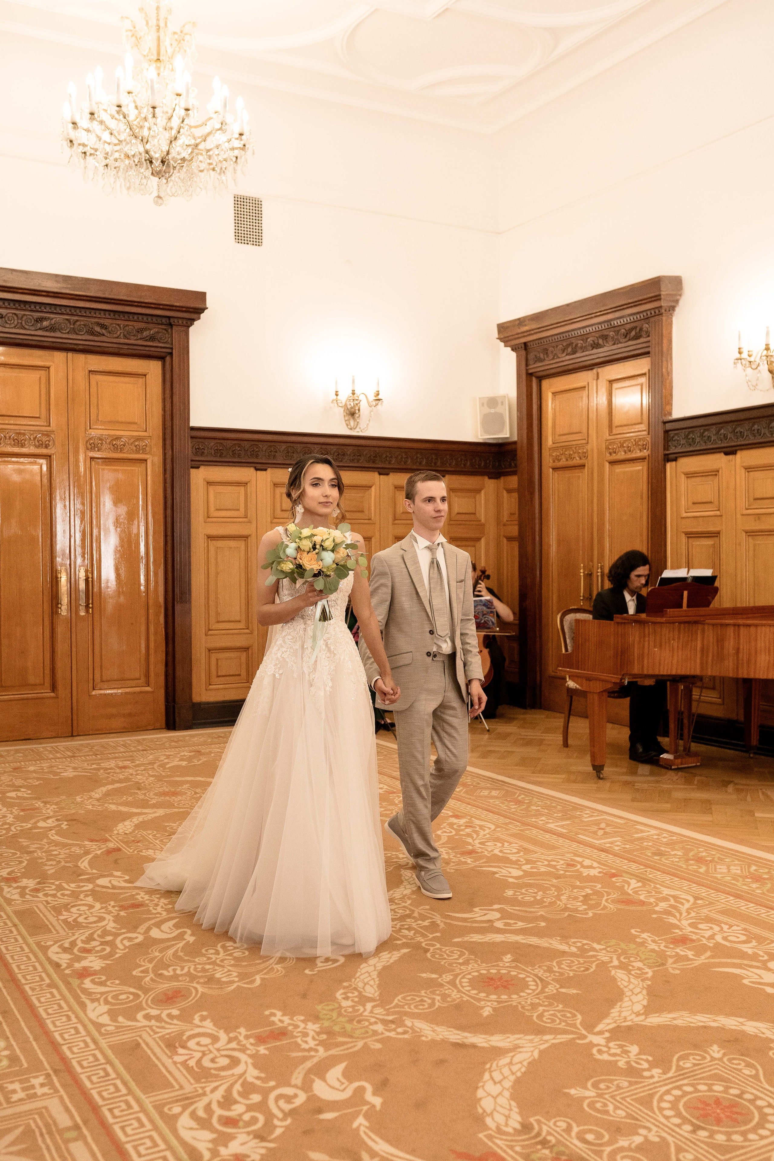 Свадебная фотосессия в Москве. Свадебный фотограф в Москве Анна Полушина